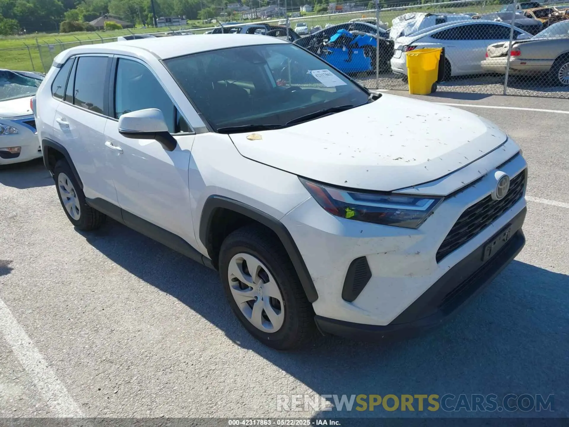 1 Photograph of a damaged car 2T3G1RFV4RW426477 TOYOTA RAV4 2024