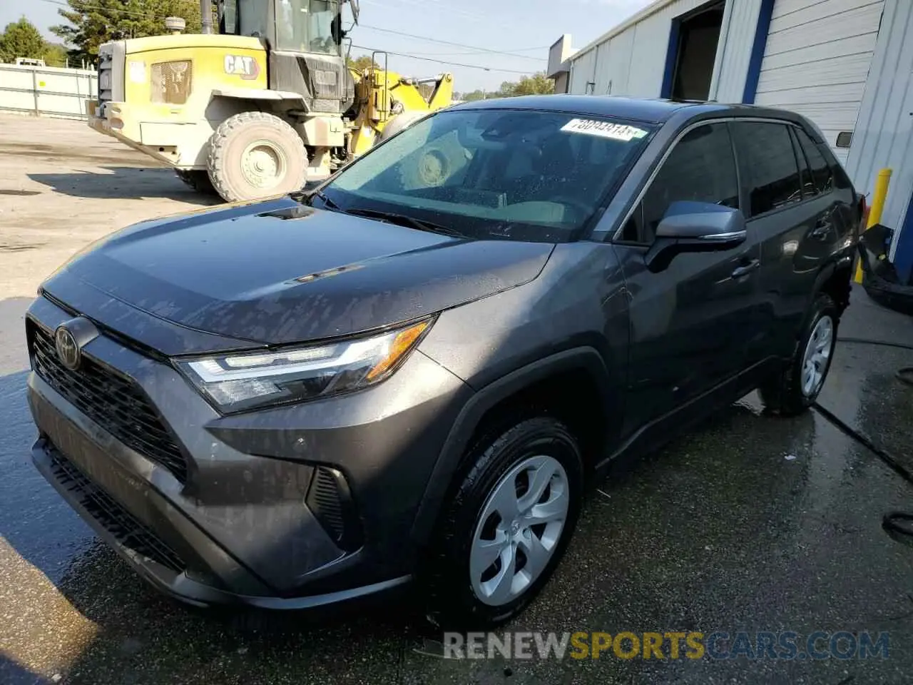 1 Photograph of a damaged car 2T3G1RFV7RW428370 TOYOTA RAV4 2024