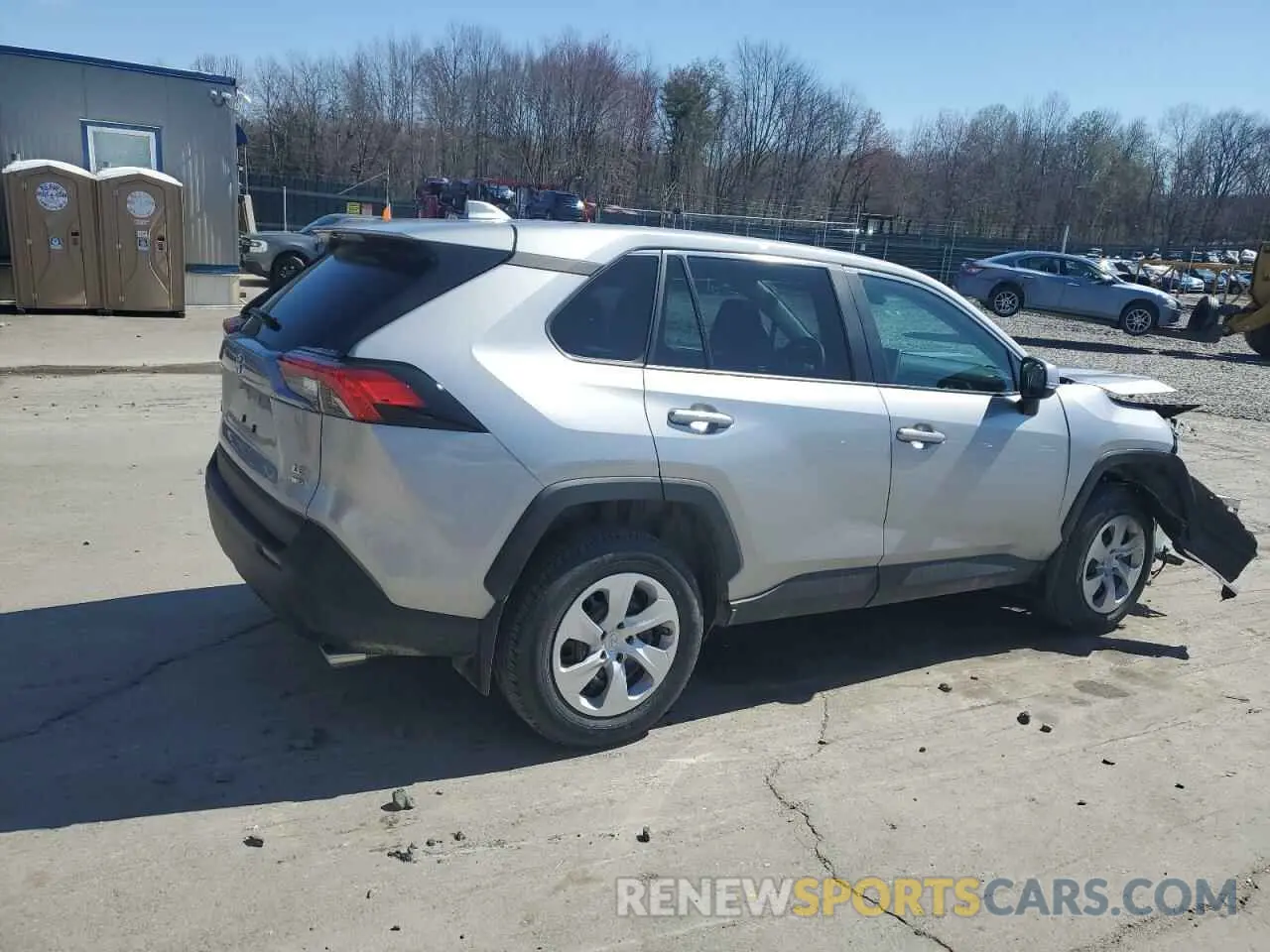 3 Фотография поврежденного автомобиля 2T3G1RFV9RC440442 TOYOTA RAV4 2024