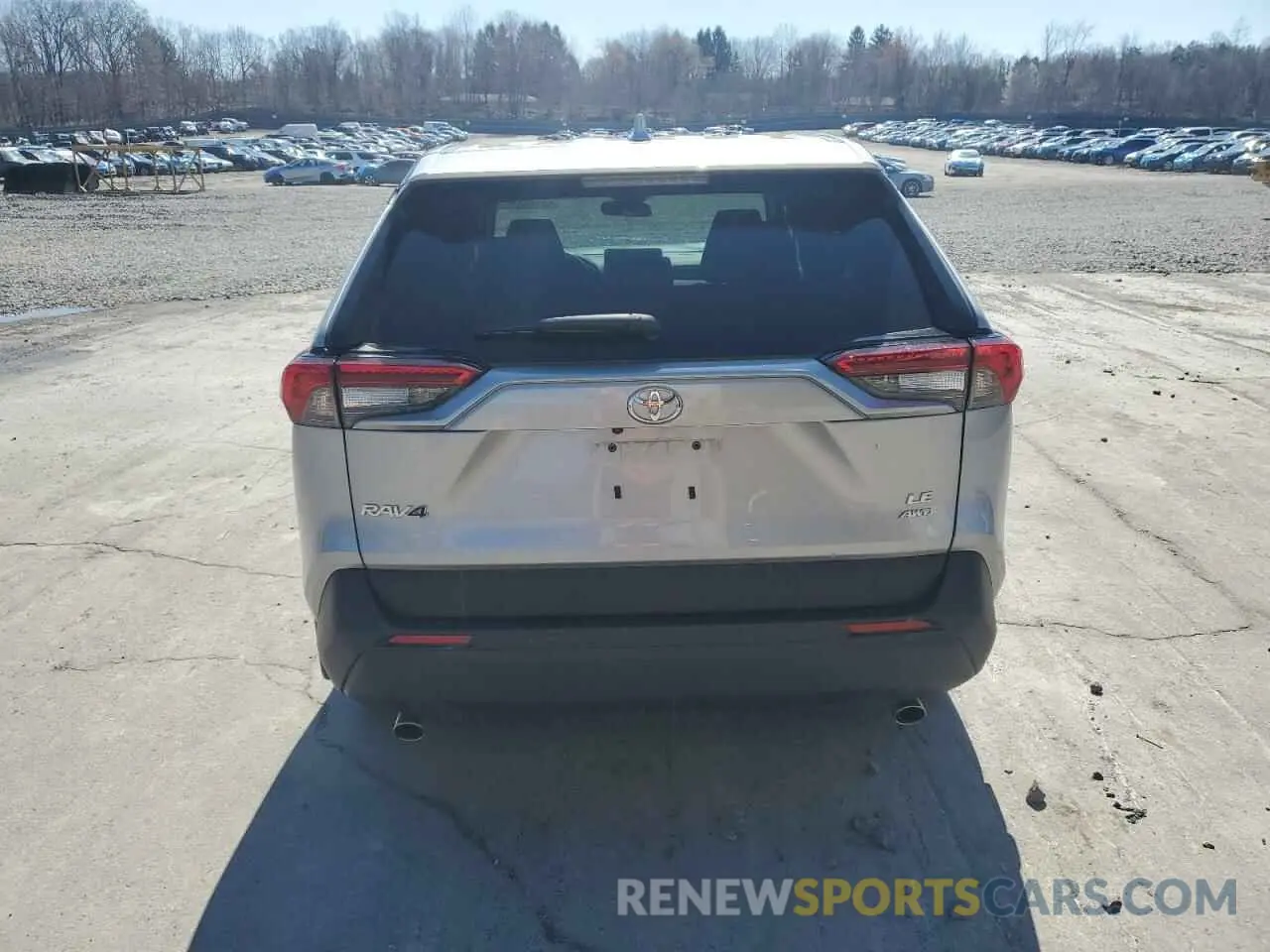 6 Фотография поврежденного автомобиля 2T3G1RFV9RC440442 TOYOTA RAV4 2024
