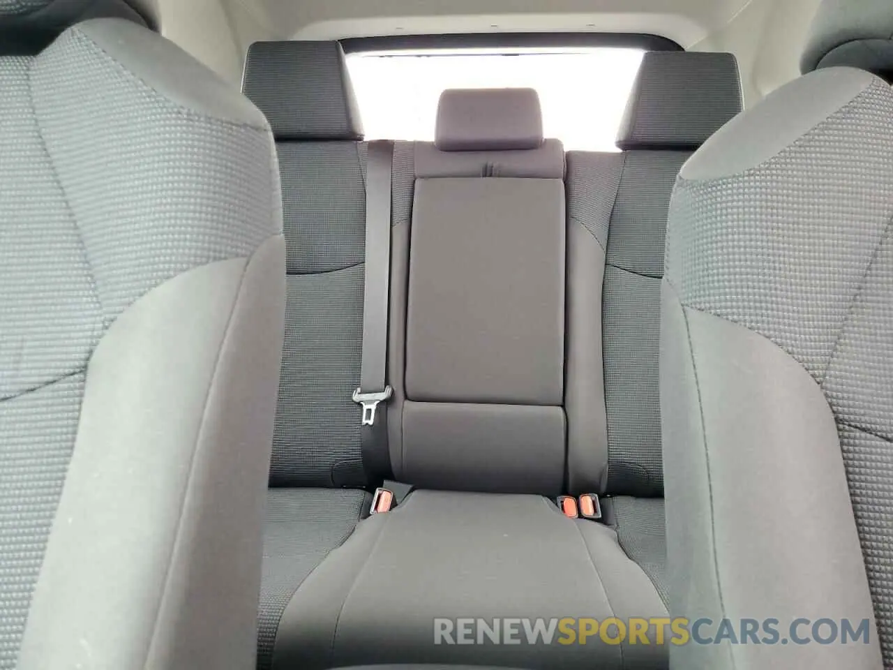 10 Фотография поврежденного автомобиля 2T3G1RFV9RW477960 TOYOTA RAV4 2024