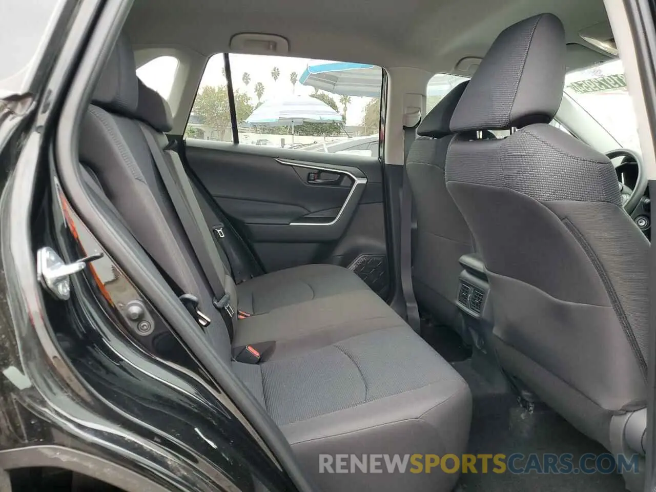 11 Фотография поврежденного автомобиля 2T3G1RFV9RW477960 TOYOTA RAV4 2024