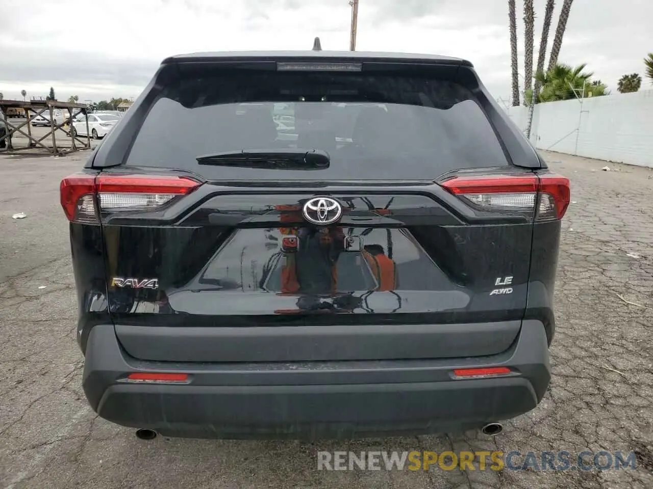 6 Фотография поврежденного автомобиля 2T3G1RFV9RW477960 TOYOTA RAV4 2024