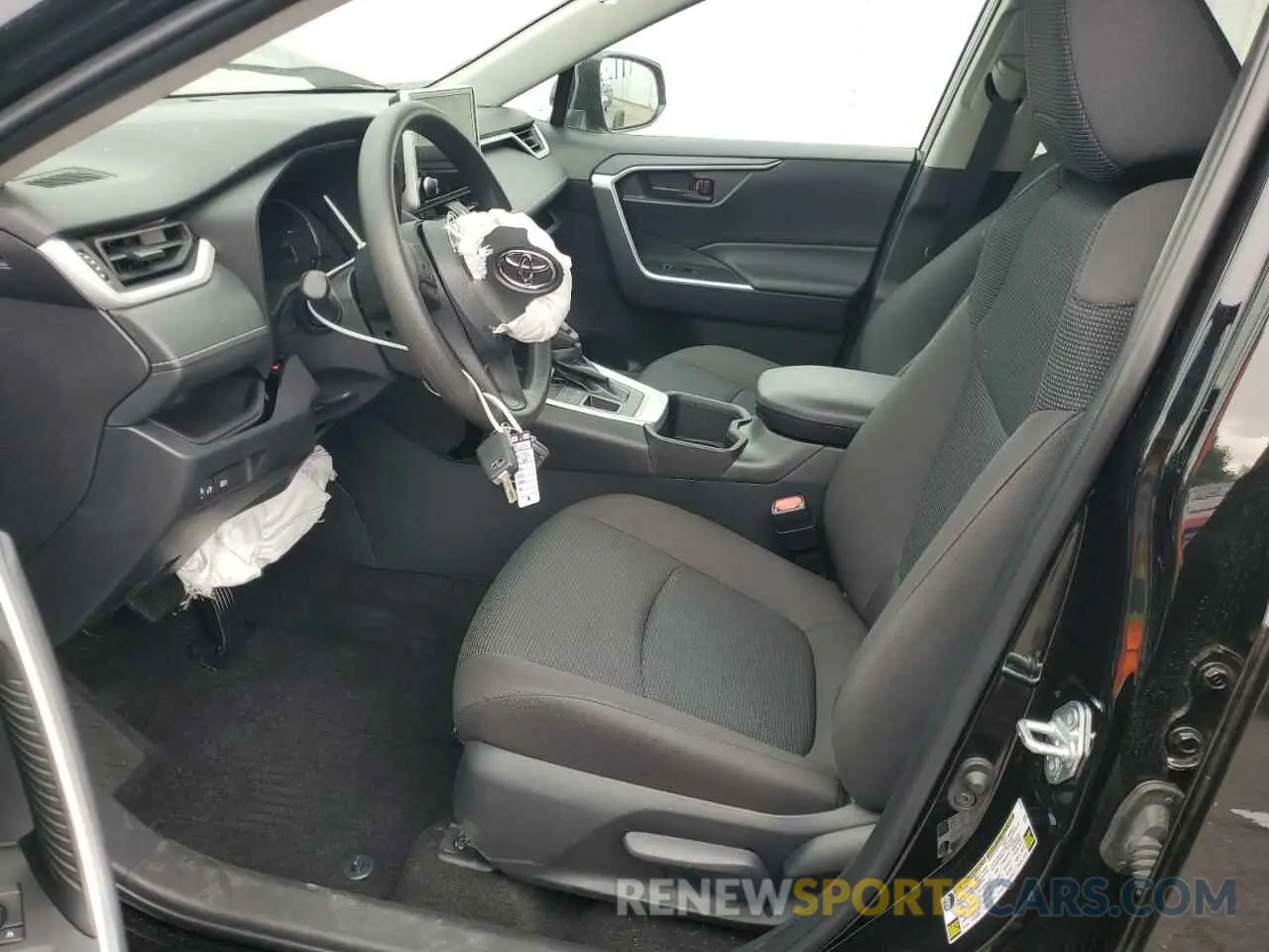 7 Фотография поврежденного автомобиля 2T3G1RFV9RW477960 TOYOTA RAV4 2024