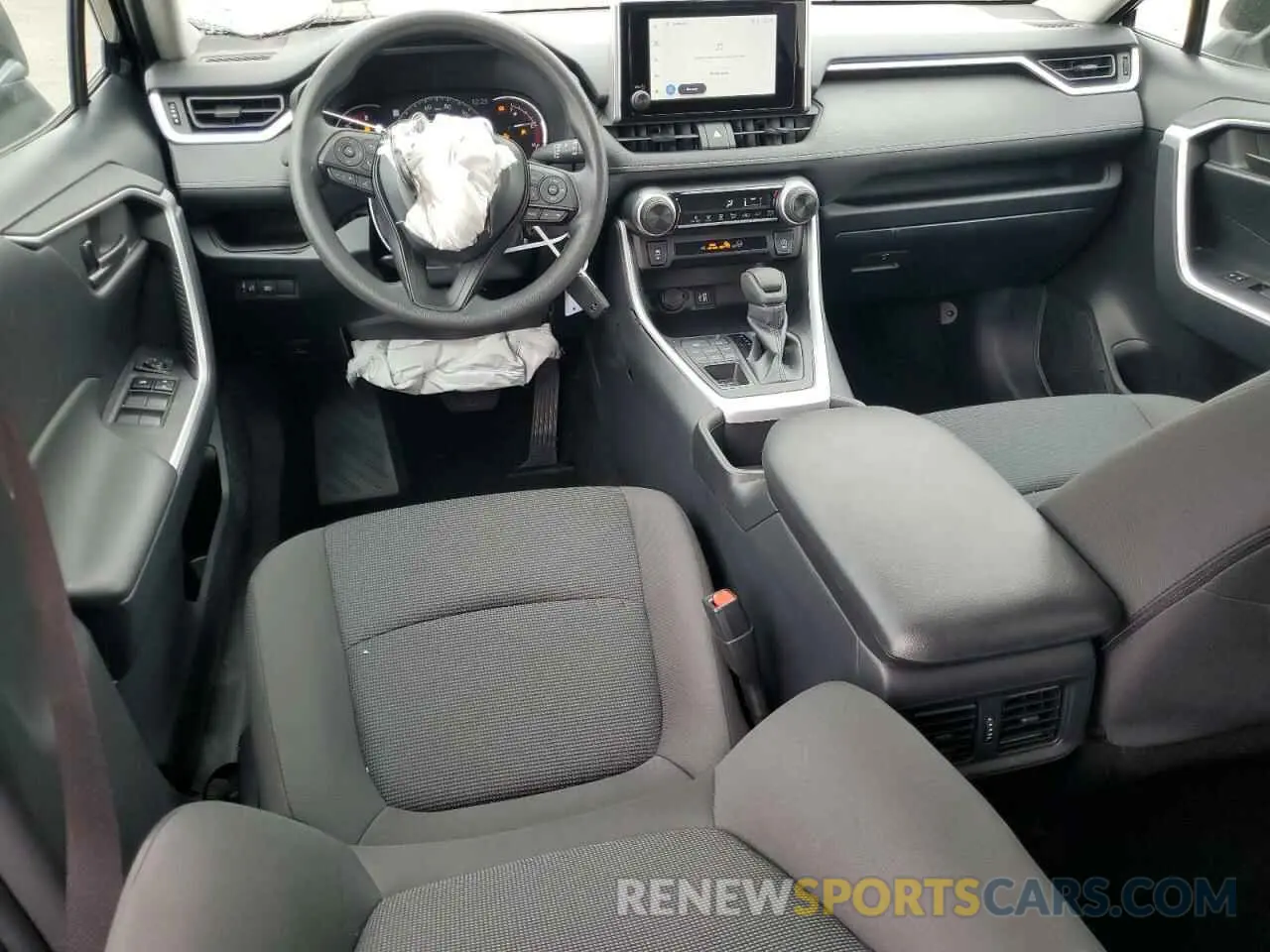 8 Фотография поврежденного автомобиля 2T3G1RFV9RW477960 TOYOTA RAV4 2024