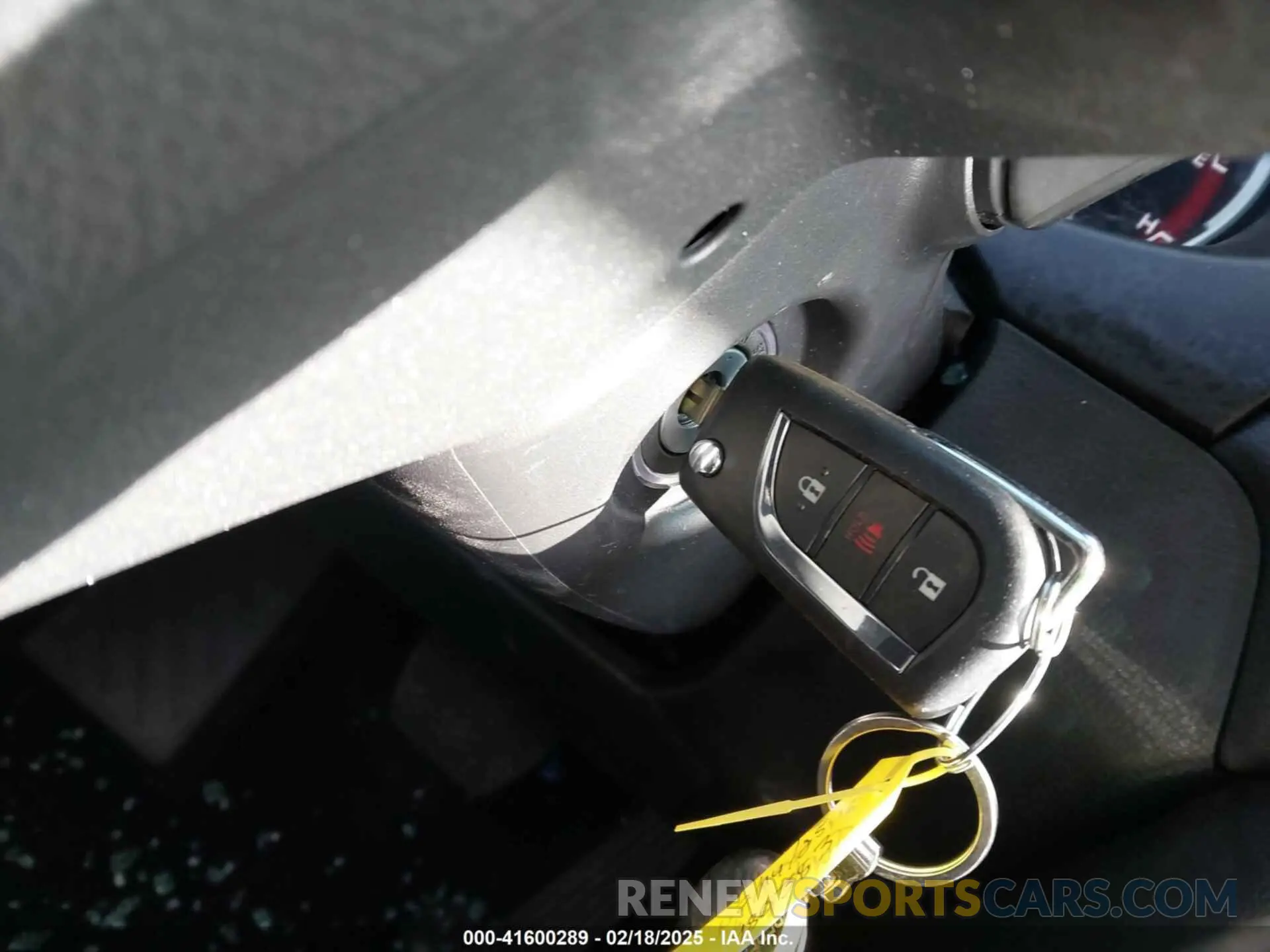 11 Photograph of a damaged car 2T3G1RFVXRC480383 TOYOTA RAV4 2024