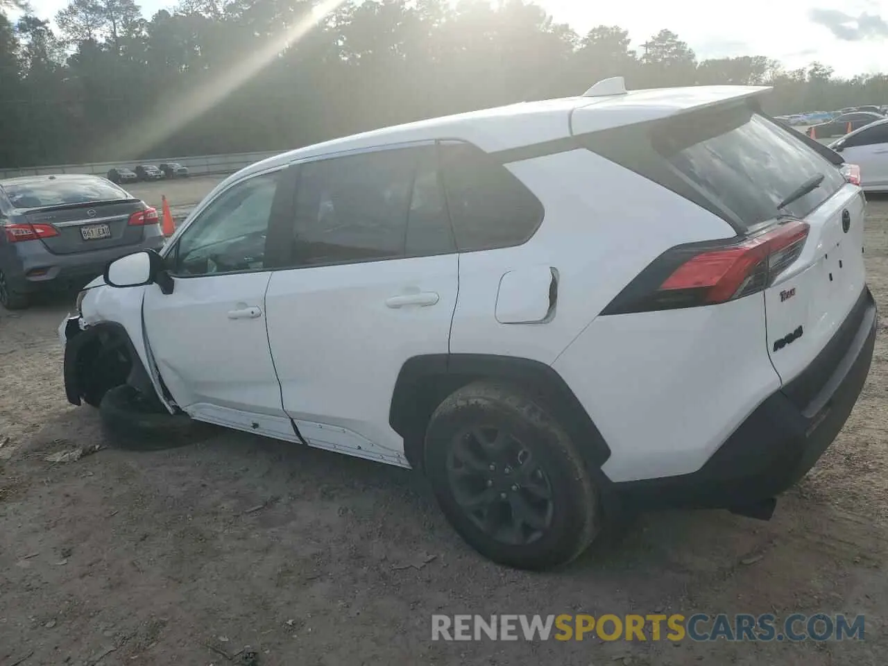 2 Photograph of a damaged car 2T3H1RFV0RW307992 TOYOTA RAV4 2024