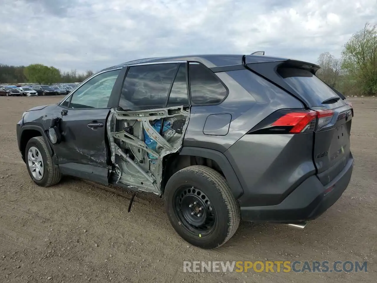 2 Photograph of a damaged car 2T3H1RFV1RC265740 TOYOTA RAV4 2024