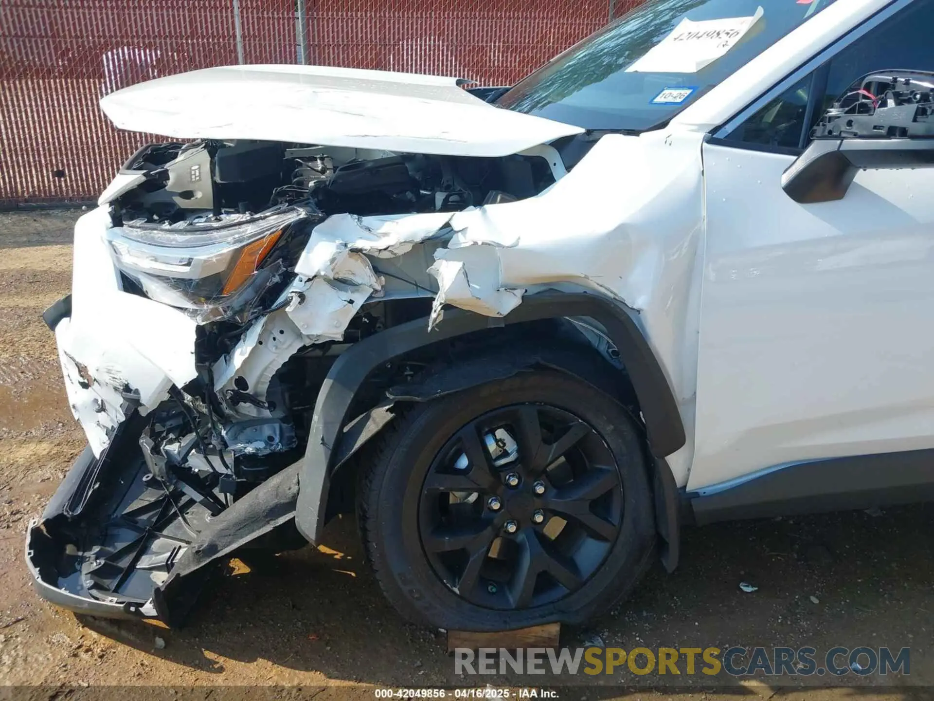 17 Фотография поврежденного автомобиля 2T3H1RFV1RC299094 TOYOTA RAV4 2024