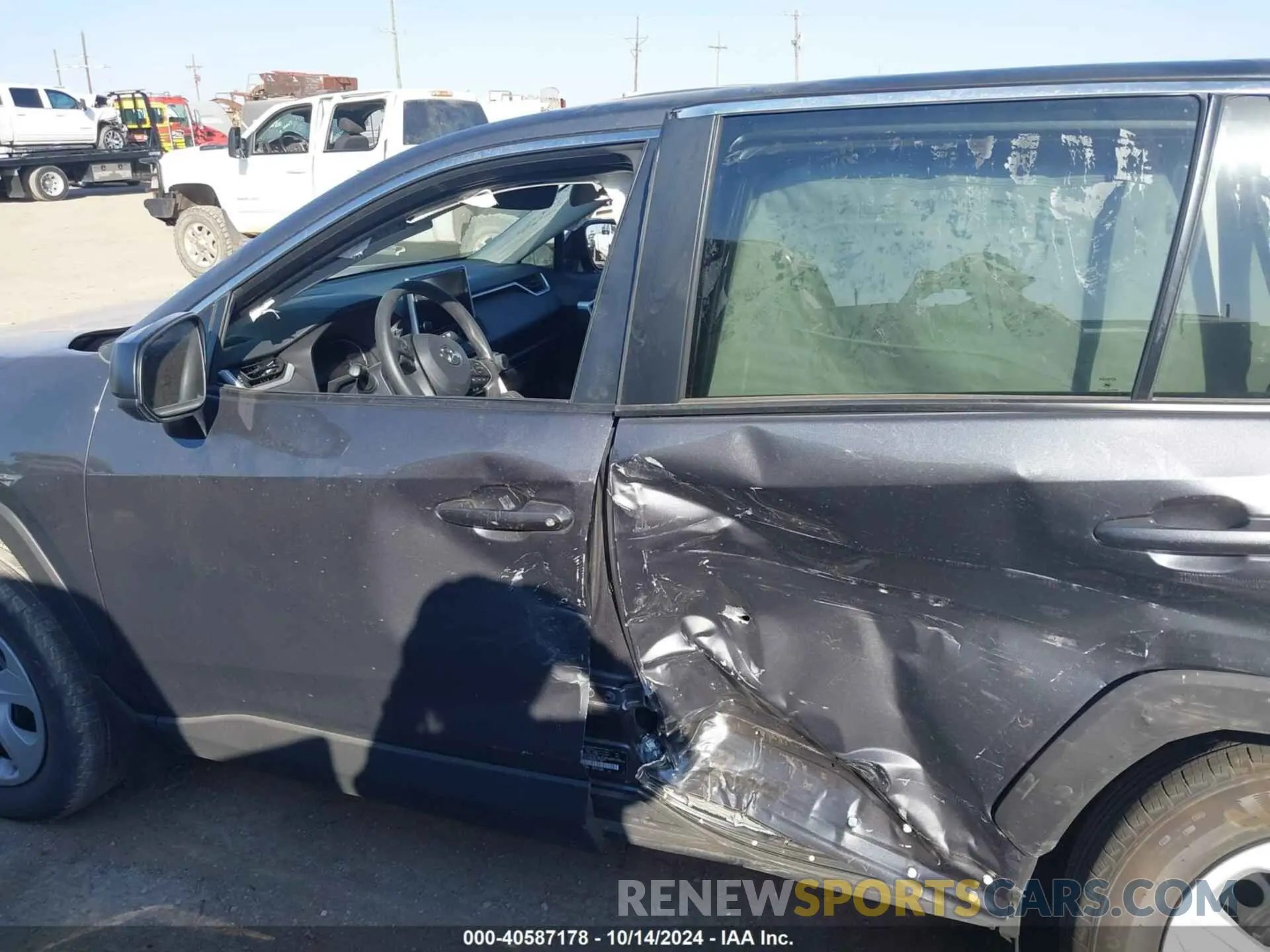 14 Photograph of a damaged car 2T3H1RFV1RW336983 TOYOTA RAV4 2024