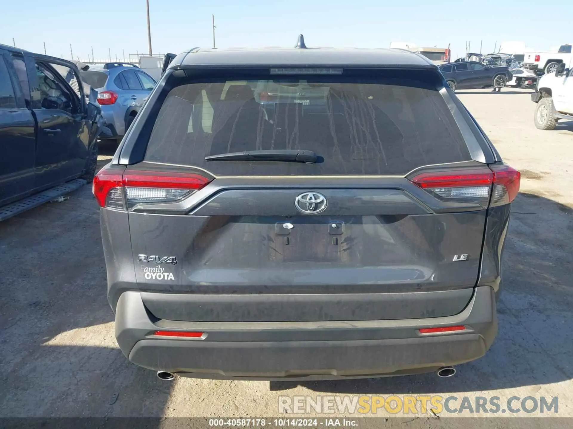 16 Photograph of a damaged car 2T3H1RFV1RW336983 TOYOTA RAV4 2024