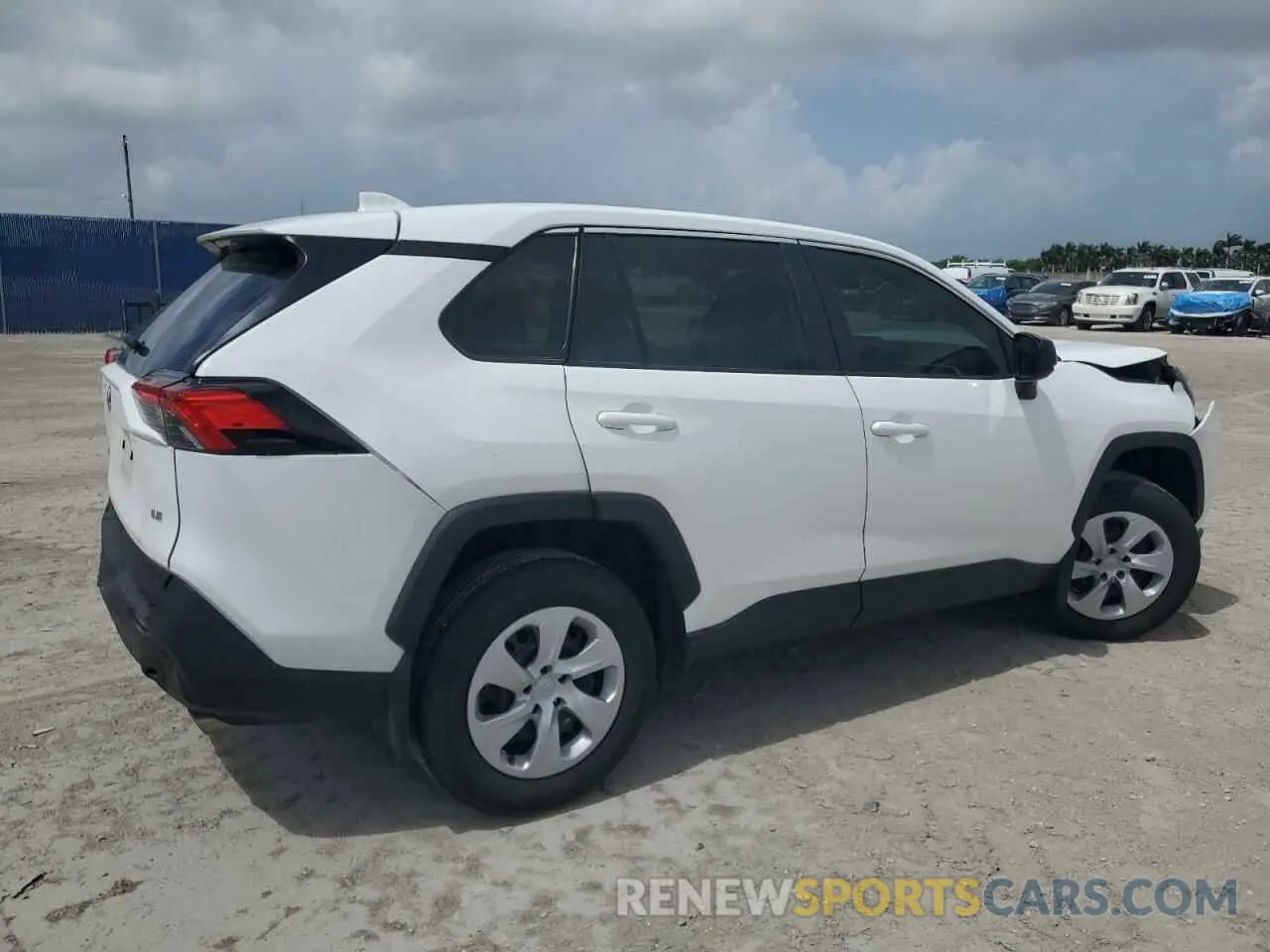 3 Фотография поврежденного автомобиля 2T3H1RFV1RW348745 TOYOTA RAV4 2024