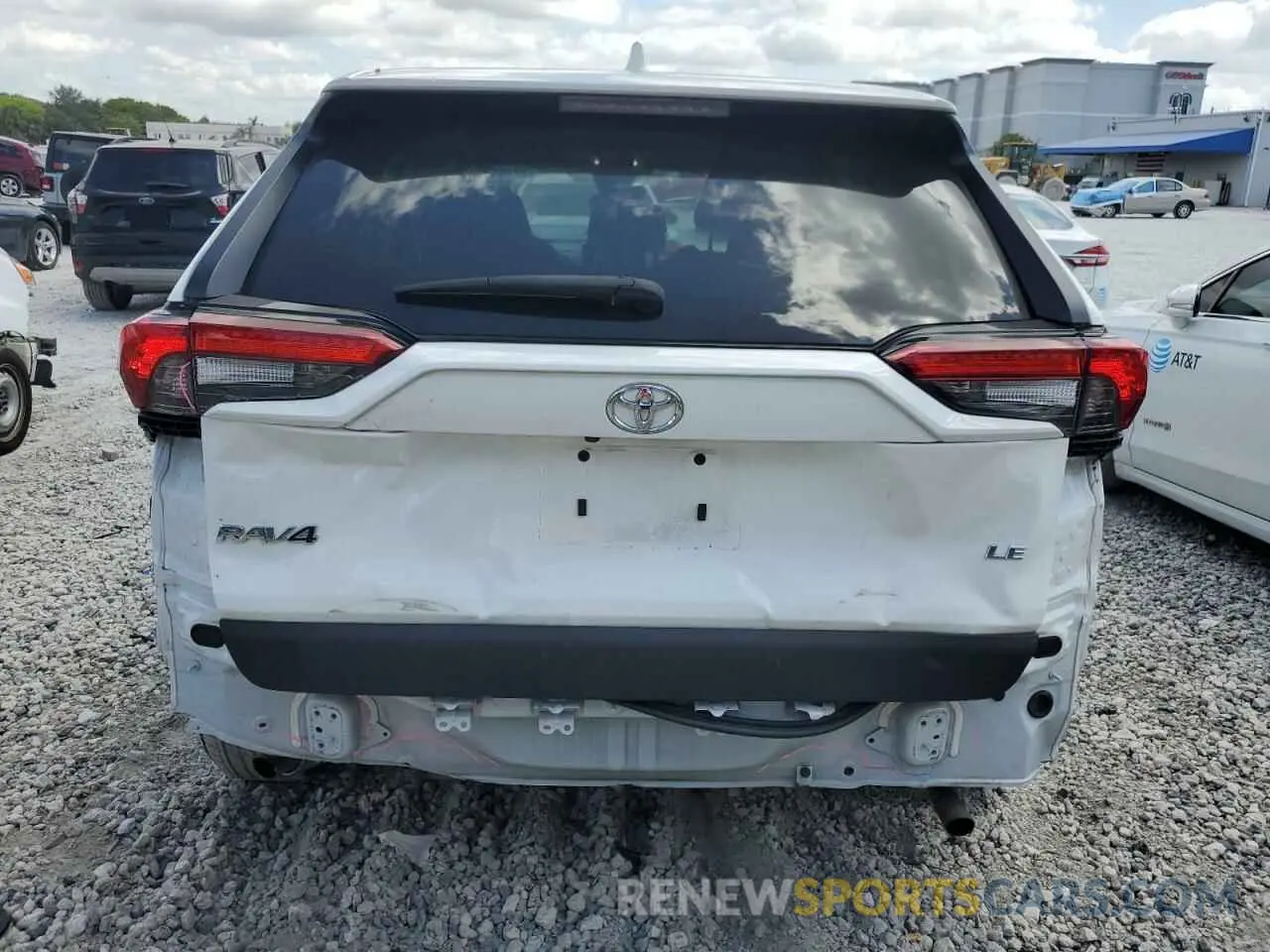 6 Photograph of a damaged car 2T3H1RFV2RW316435 TOYOTA RAV4 2024