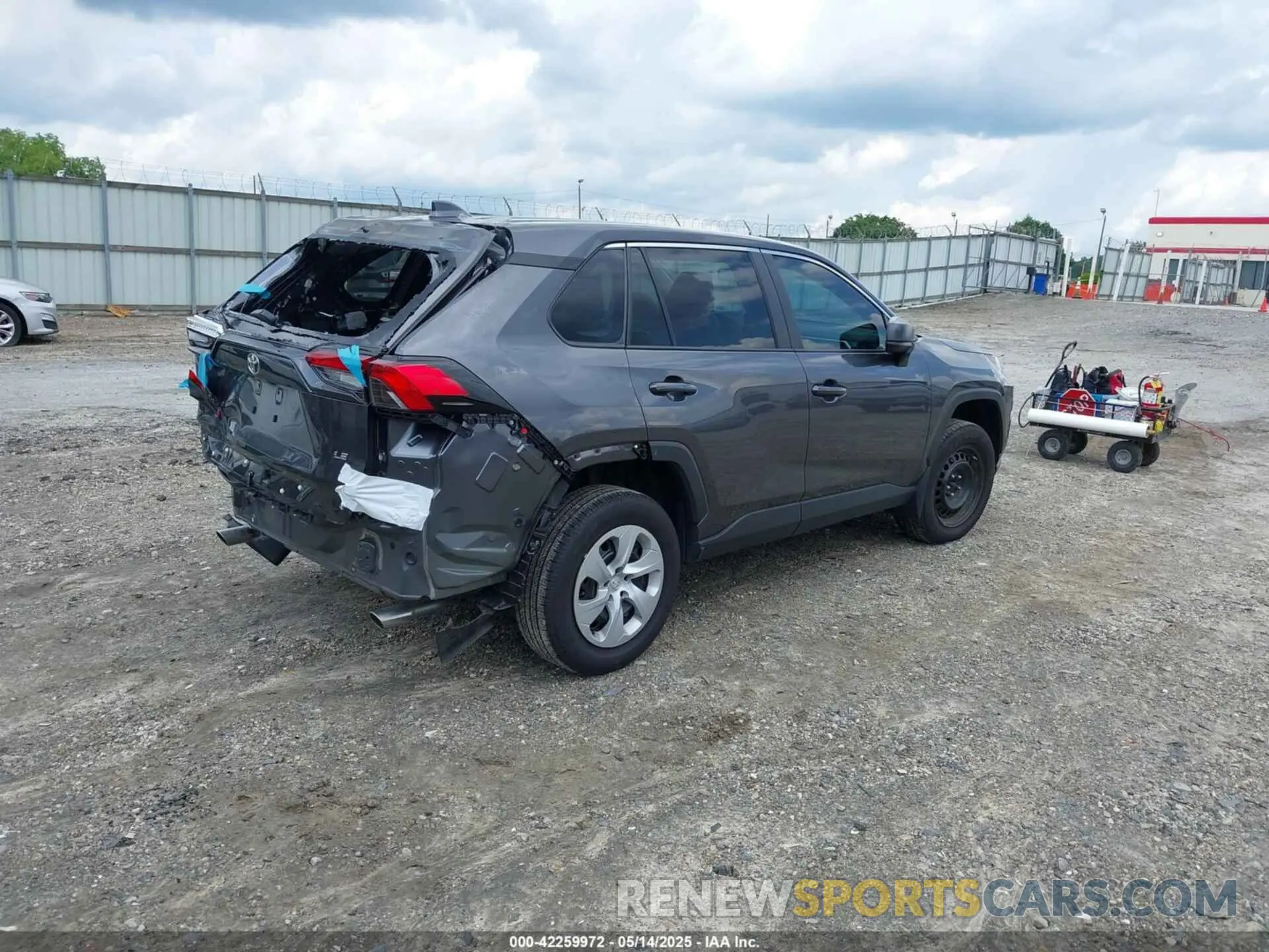4 Фотография поврежденного автомобиля 2T3H1RFV3RC281437 TOYOTA RAV4 2024