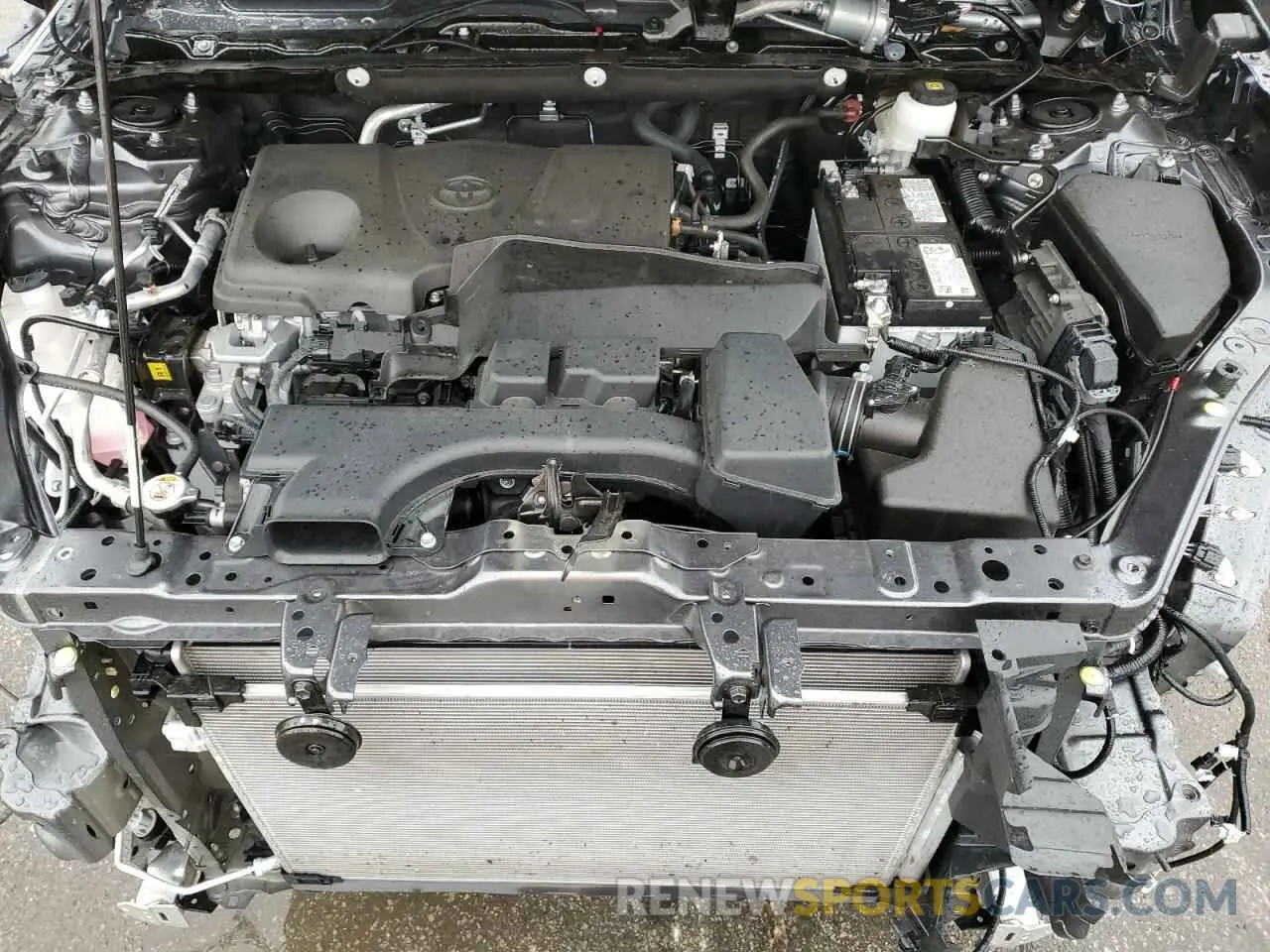 12 Фотография поврежденного автомобиля 2T3H1RFV3RC285200 TOYOTA RAV4 2024