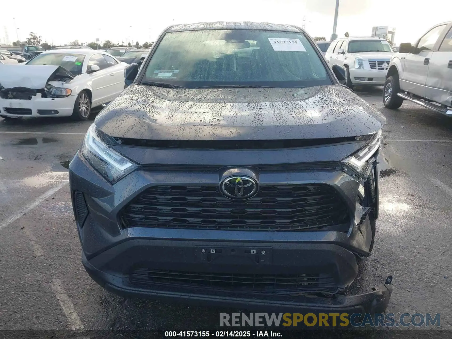 12 Фотография поврежденного автомобиля 2T3H1RFV3RW328402 TOYOTA RAV4 2024