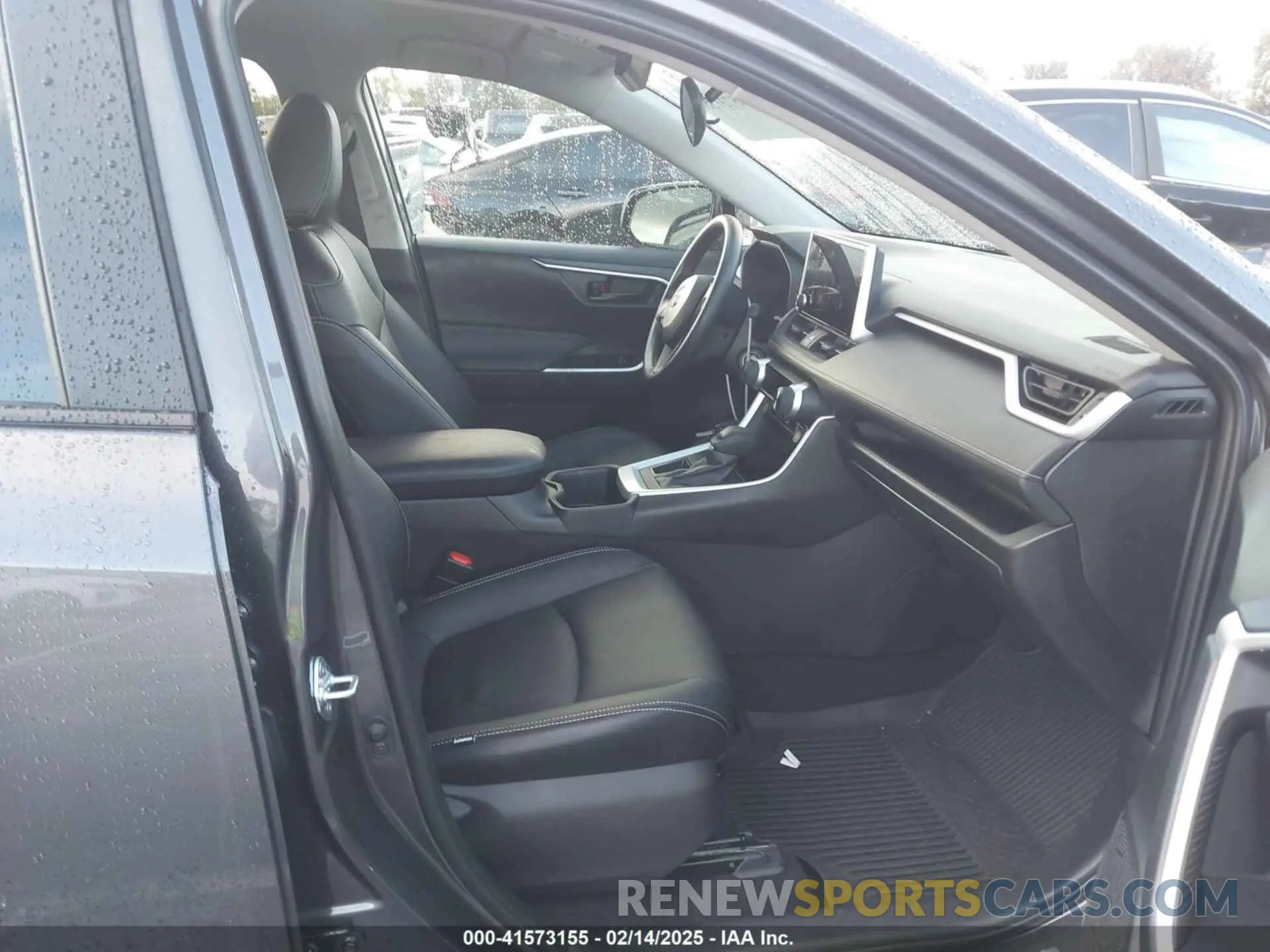 5 Фотография поврежденного автомобиля 2T3H1RFV3RW328402 TOYOTA RAV4 2024