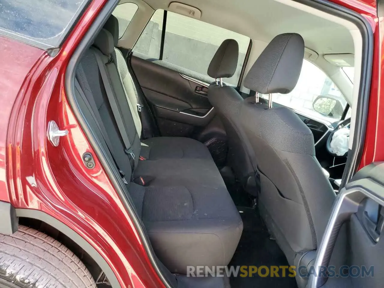 11 Фотография поврежденного автомобиля 2T3H1RFV3RW350903 TOYOTA RAV4 2024