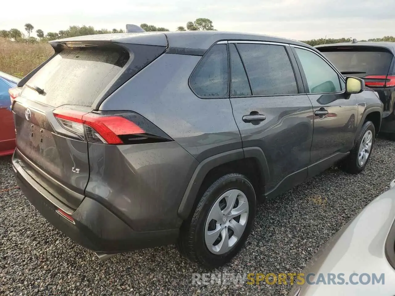 3 Фотография поврежденного автомобиля 2T3H1RFV4RW318056 TOYOTA RAV4 2024