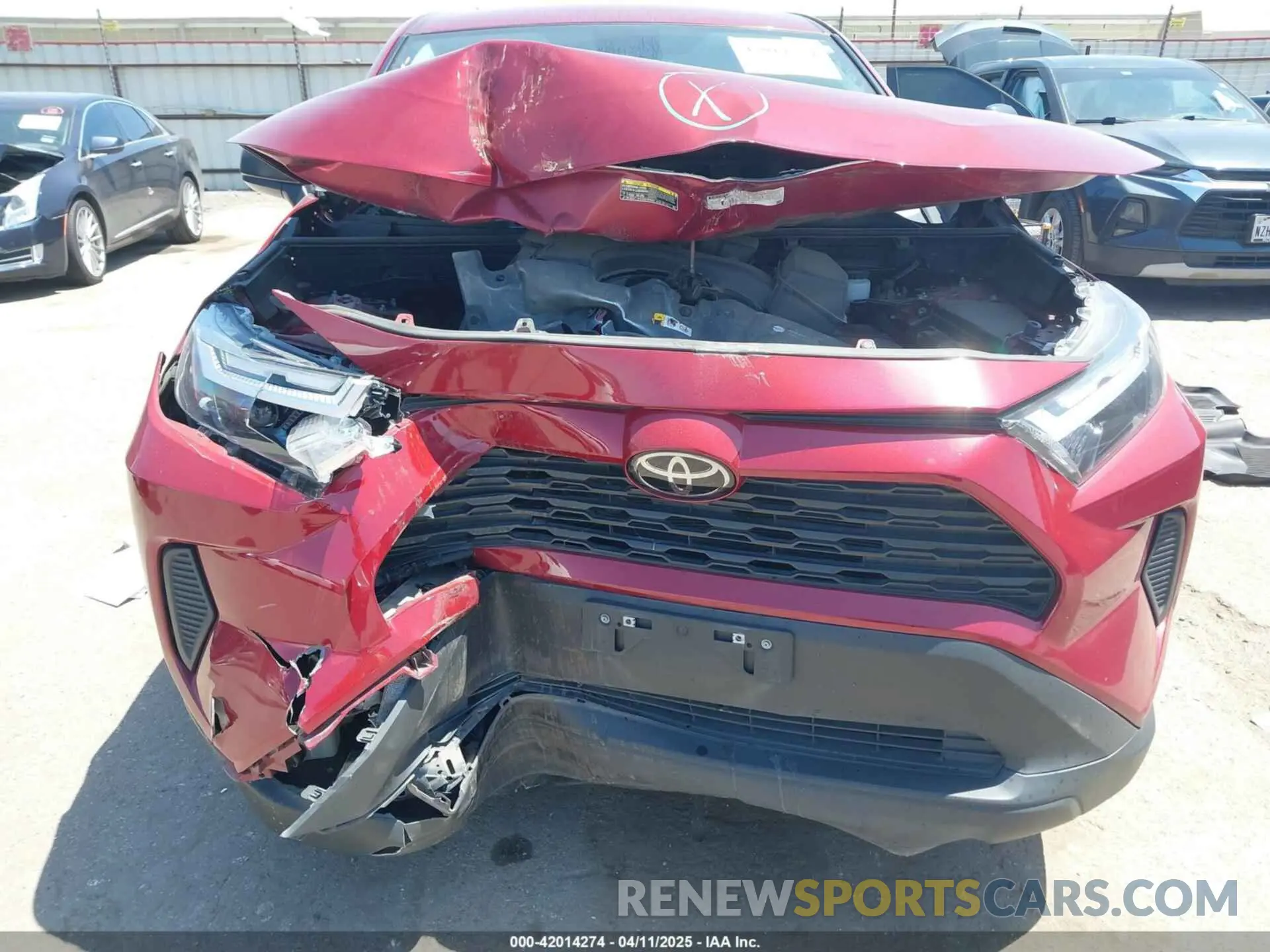 12 Фотография поврежденного автомобиля 2T3H1RFV4RW323564 TOYOTA RAV4 2024