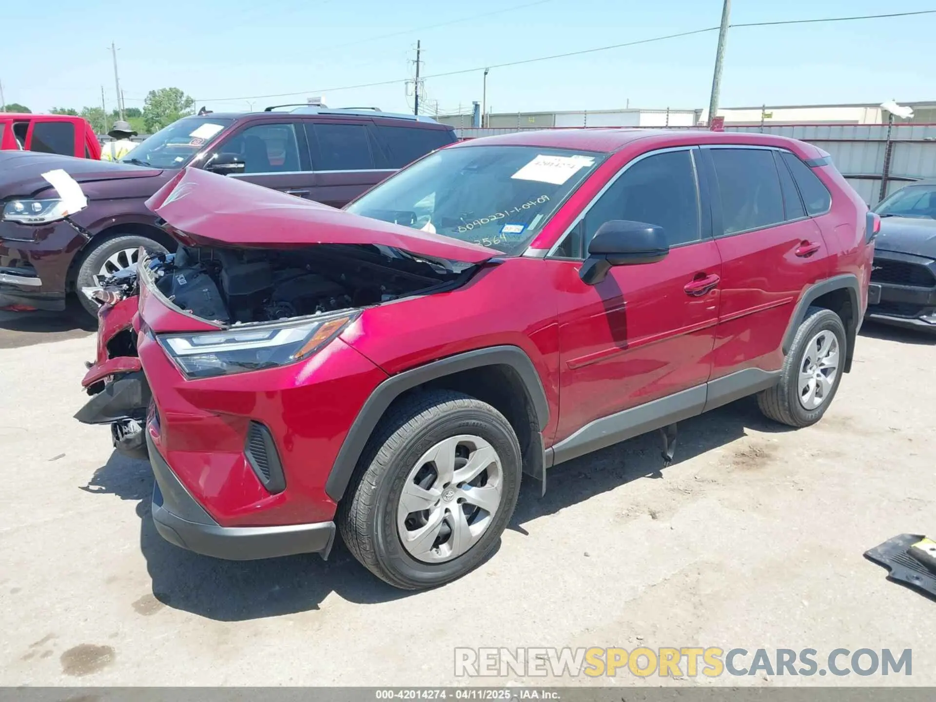 2 Фотография поврежденного автомобиля 2T3H1RFV4RW323564 TOYOTA RAV4 2024