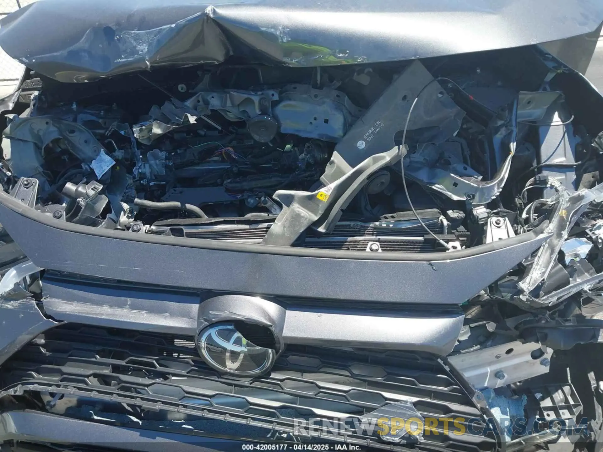 10 Photograph of a damaged car 2T3H1RFV5RC272433 TOYOTA RAV4 2024
