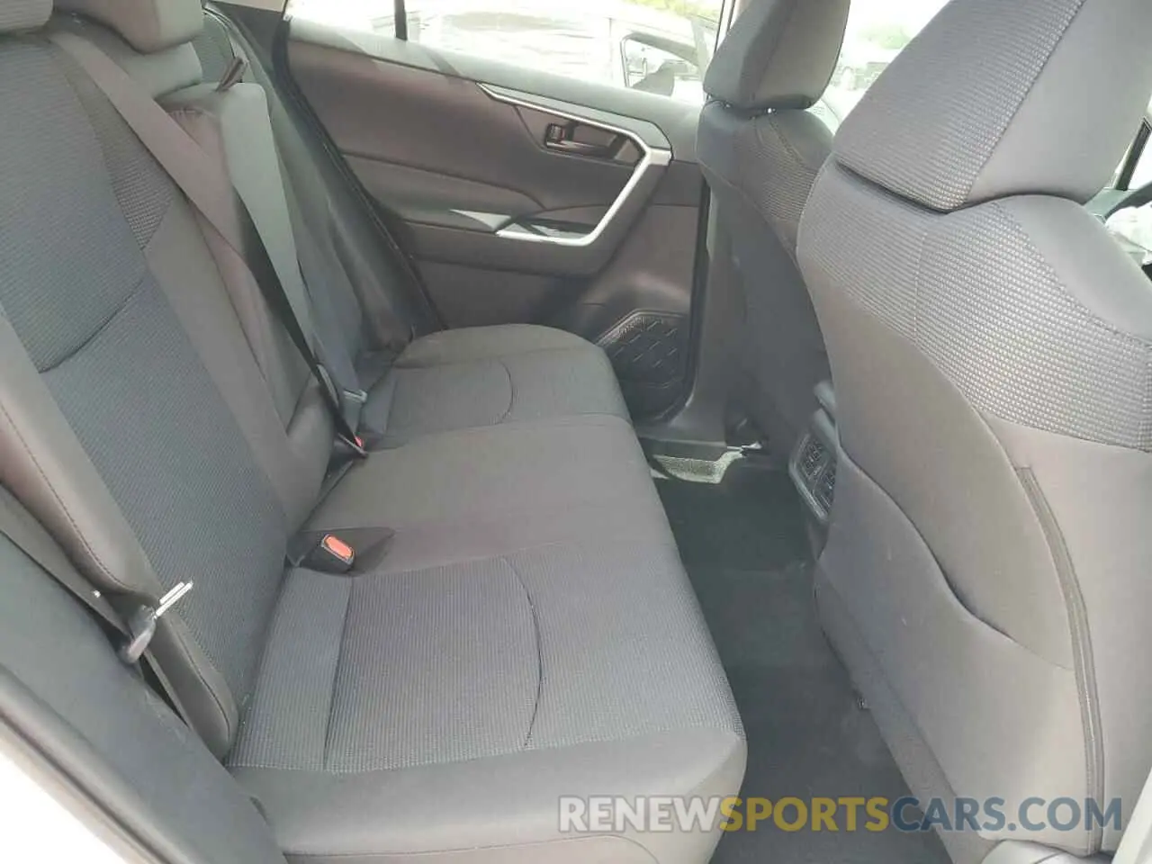 11 Фотография поврежденного автомобиля 2T3H1RFV5RW346951 TOYOTA RAV4 2024