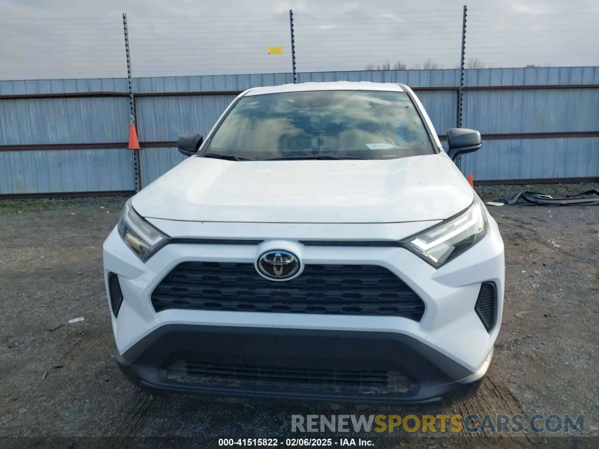 12 Photograph of a damaged car 2T3H1RFV5RW355844 TOYOTA RAV4 2024