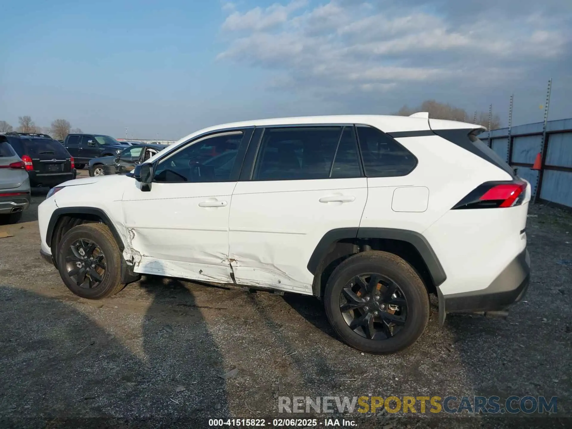 14 Photograph of a damaged car 2T3H1RFV5RW355844 TOYOTA RAV4 2024