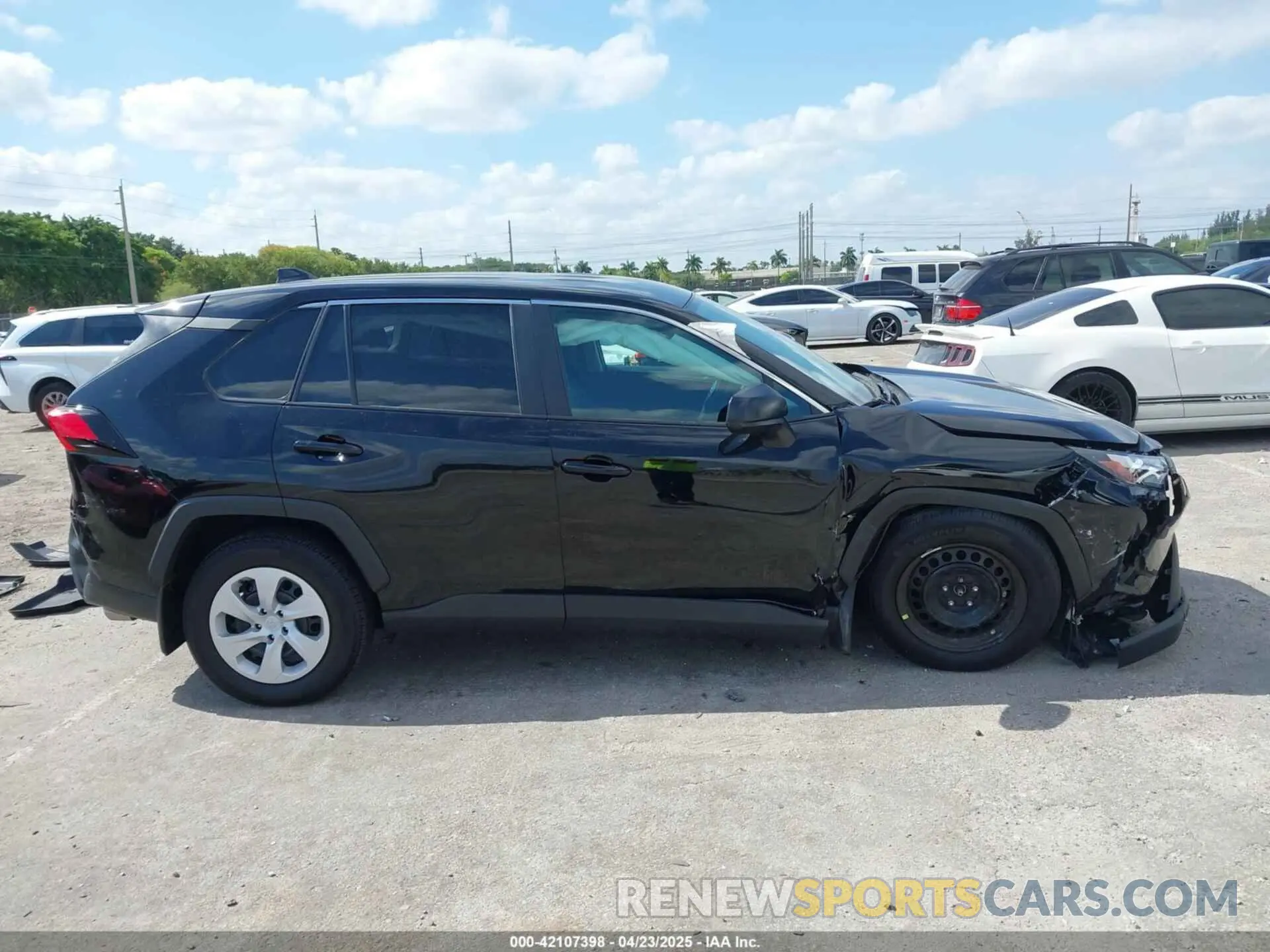 14 Photograph of a damaged car 2T3H1RFV6RC287250 TOYOTA RAV4 2024