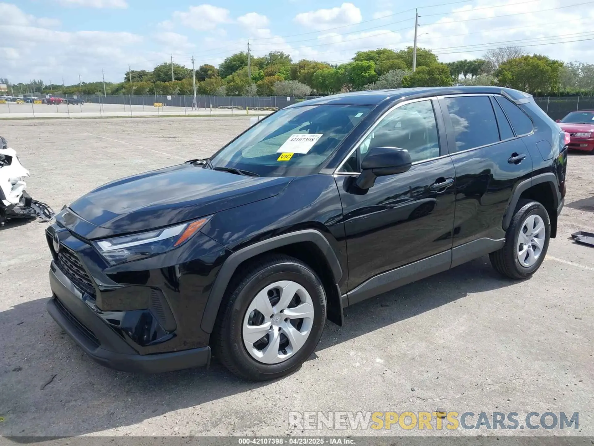 2 Photograph of a damaged car 2T3H1RFV6RC287250 TOYOTA RAV4 2024