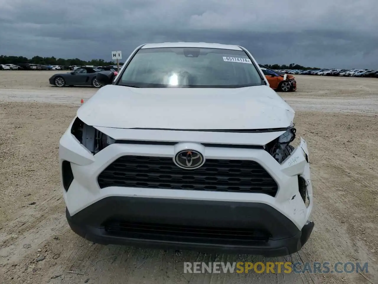5 Photograph of a damaged car 2T3H1RFV7RW314261 TOYOTA RAV4 2024