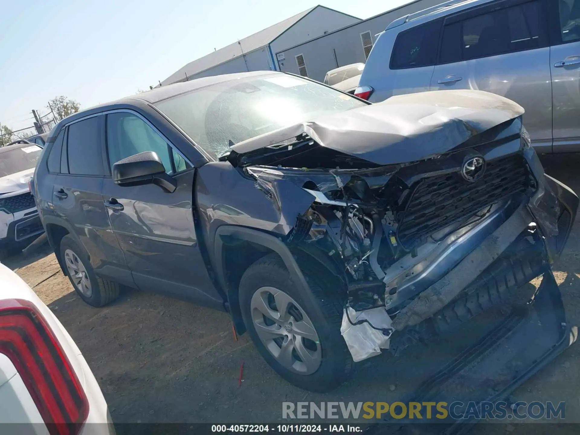 1 Фотография поврежденного автомобиля 2T3H1RFV8RC267713 TOYOTA RAV4 2024