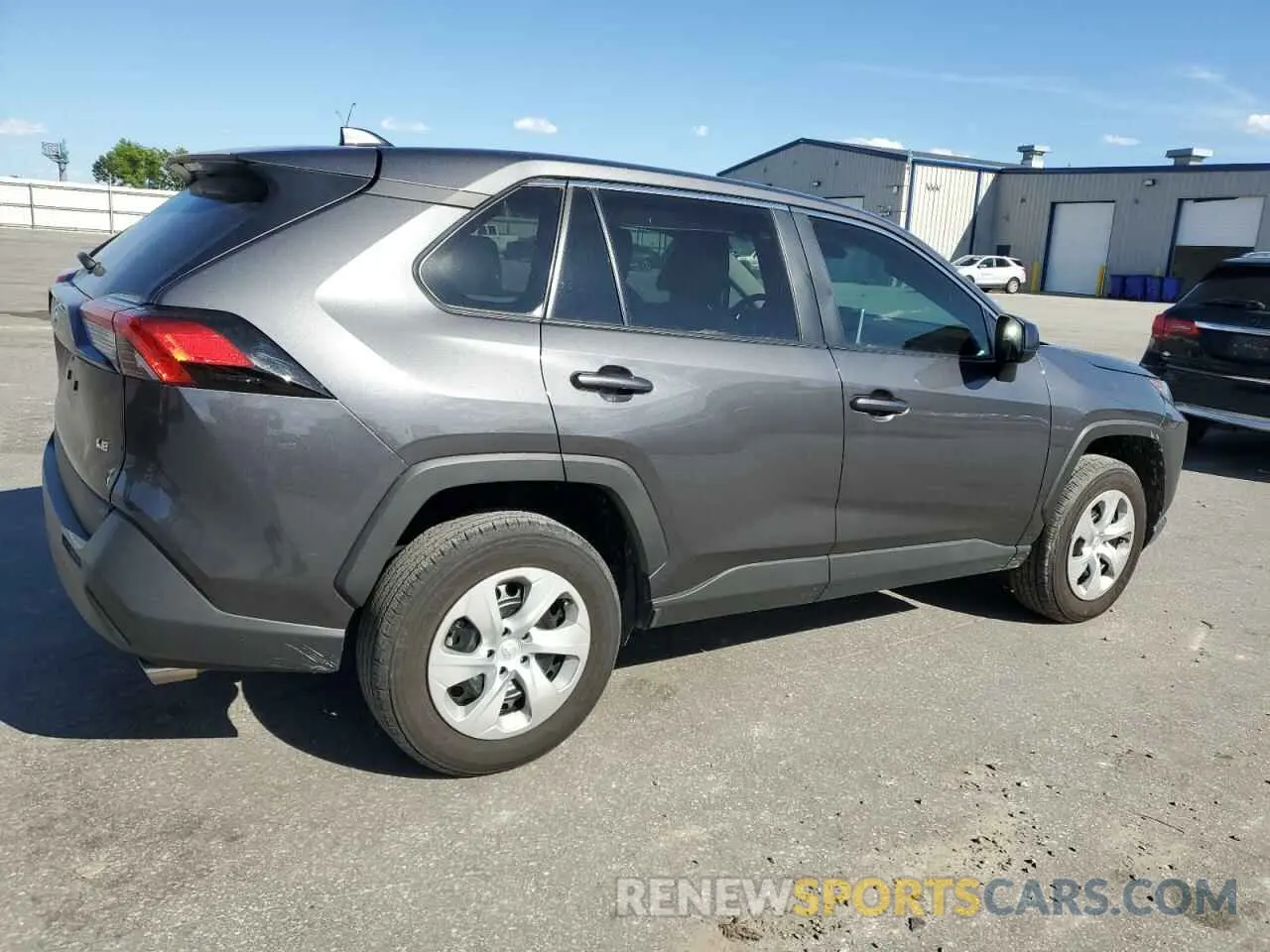 3 Фотография поврежденного автомобиля 2T3H1RFV8RW325057 TOYOTA RAV4 2024