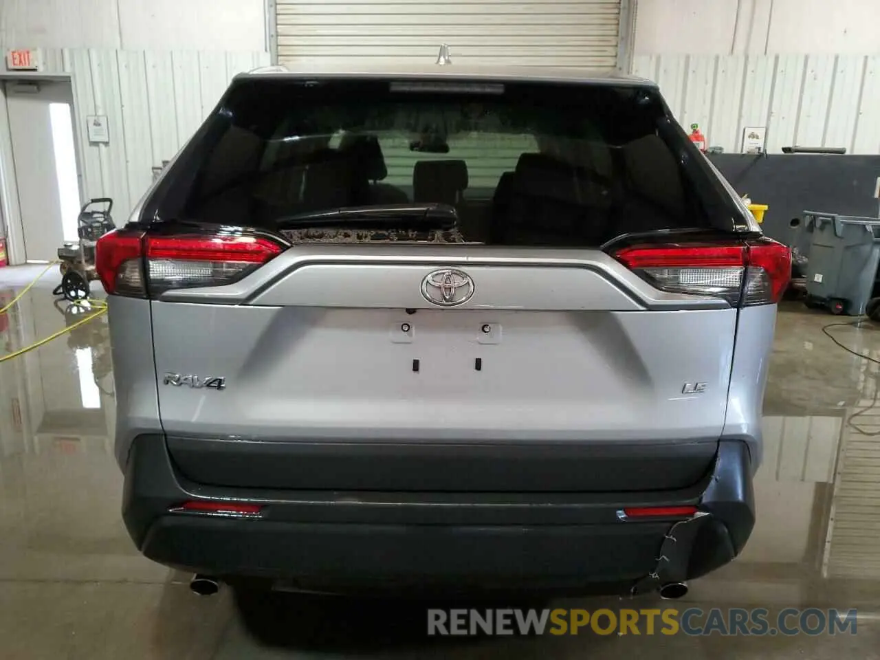 6 Фотография поврежденного автомобиля 2T3H1RFV9RC264772 TOYOTA RAV4 2024