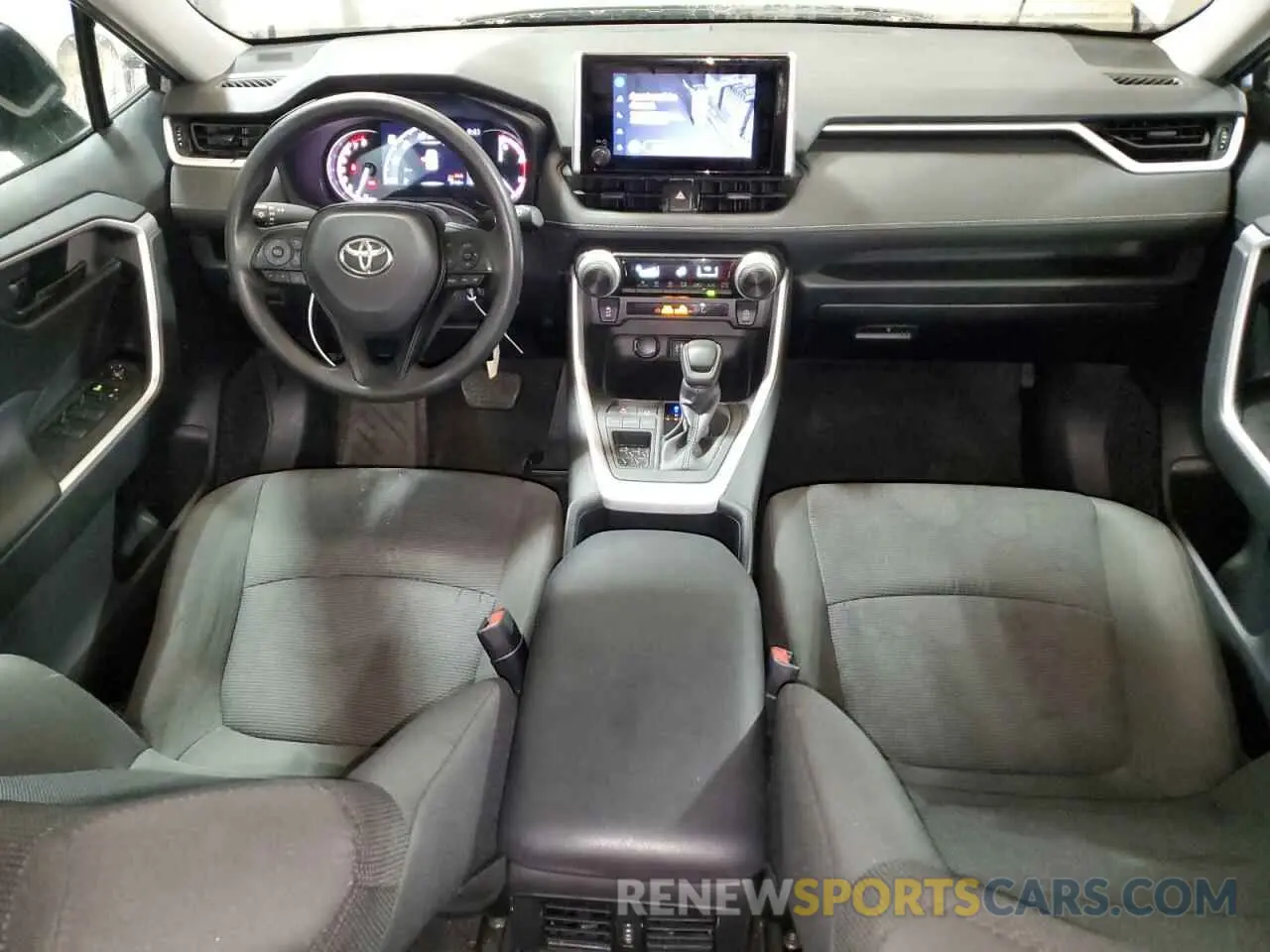 8 Фотография поврежденного автомобиля 2T3H1RFV9RC264772 TOYOTA RAV4 2024
