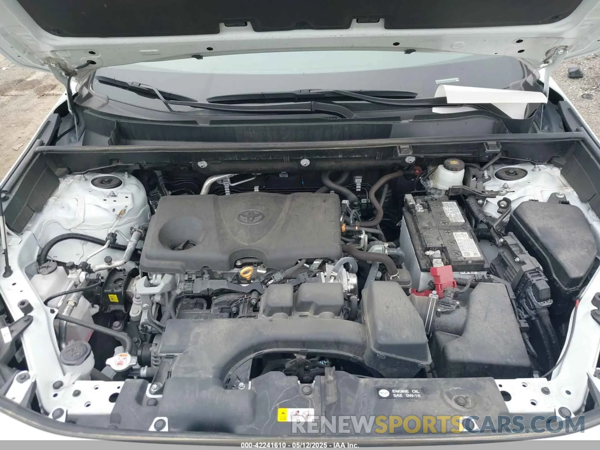 10 Фотография поврежденного автомобиля 2T3H1RFV9RW323351 TOYOTA RAV4 2024