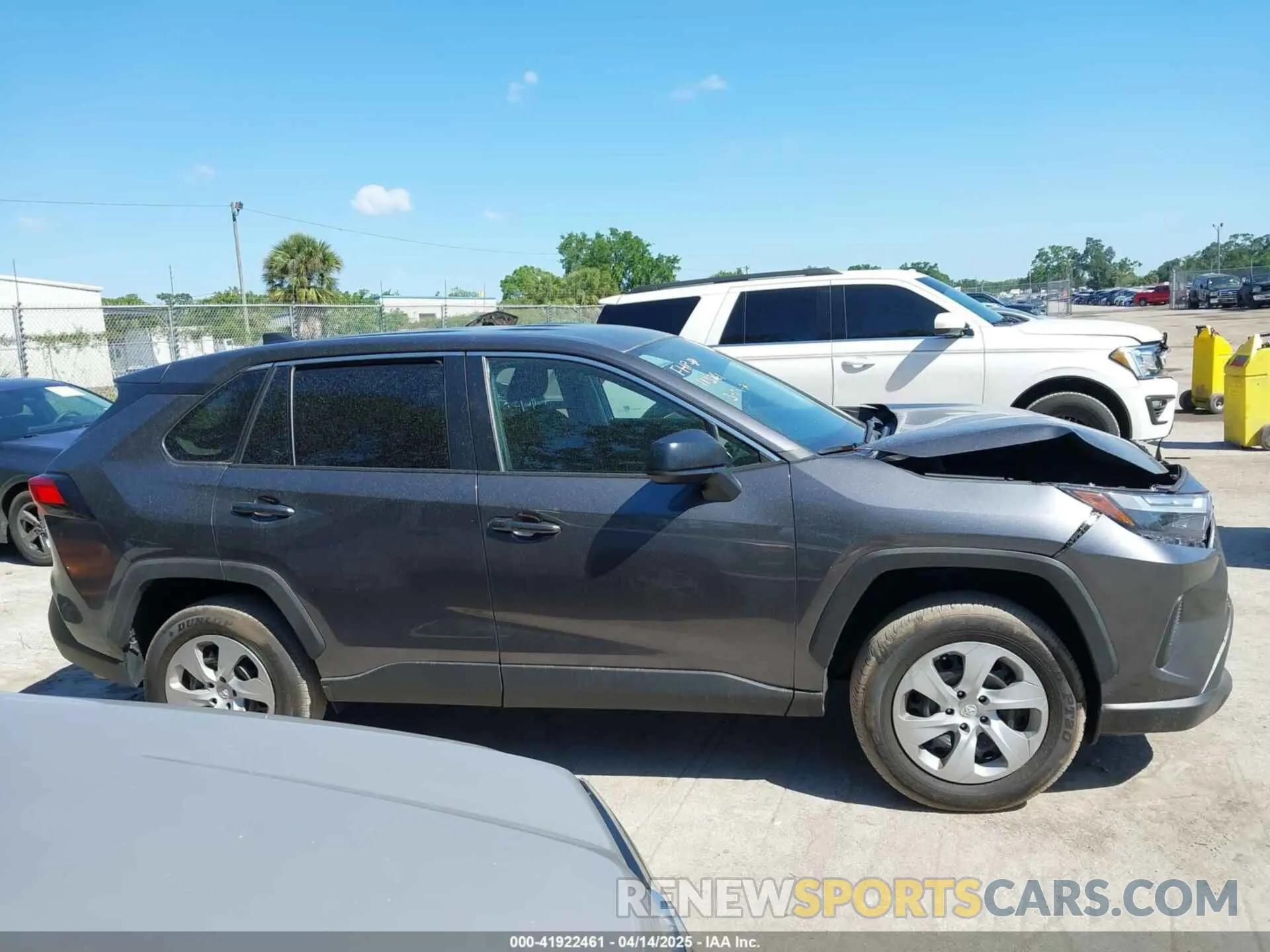 13 Фотография поврежденного автомобиля 2T3H1RFVXRC260116 TOYOTA RAV4 2024