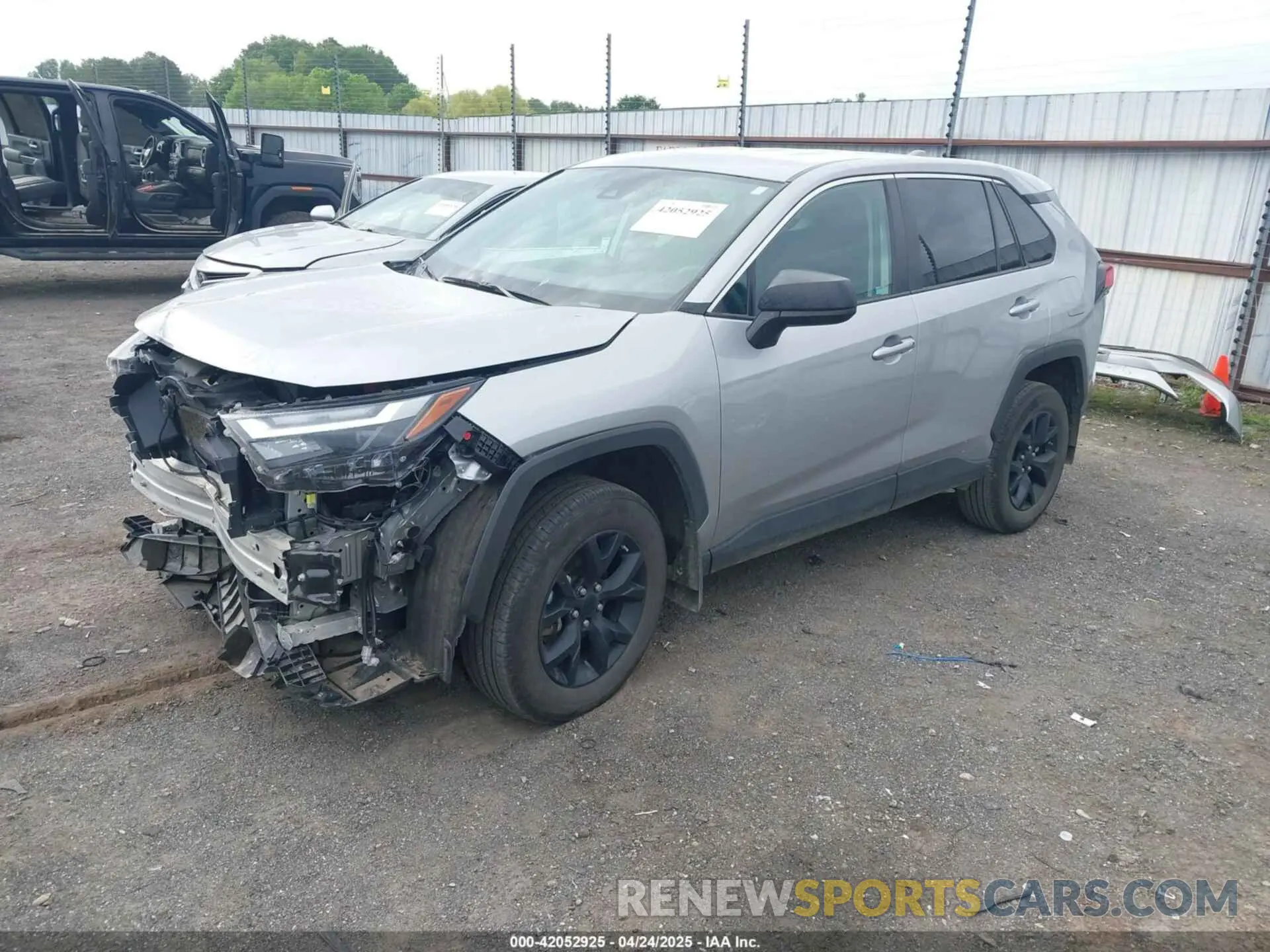 2 Photograph of a damaged car 2T3H1RFVXRW311631 TOYOTA RAV4 2024