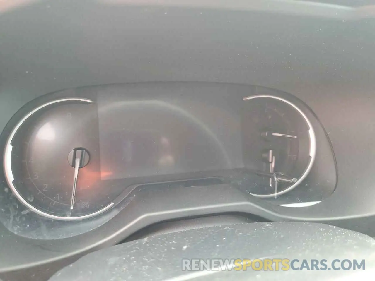 9 Photograph of a damaged car 2T3H1RFVXRW312469 TOYOTA RAV4 2024