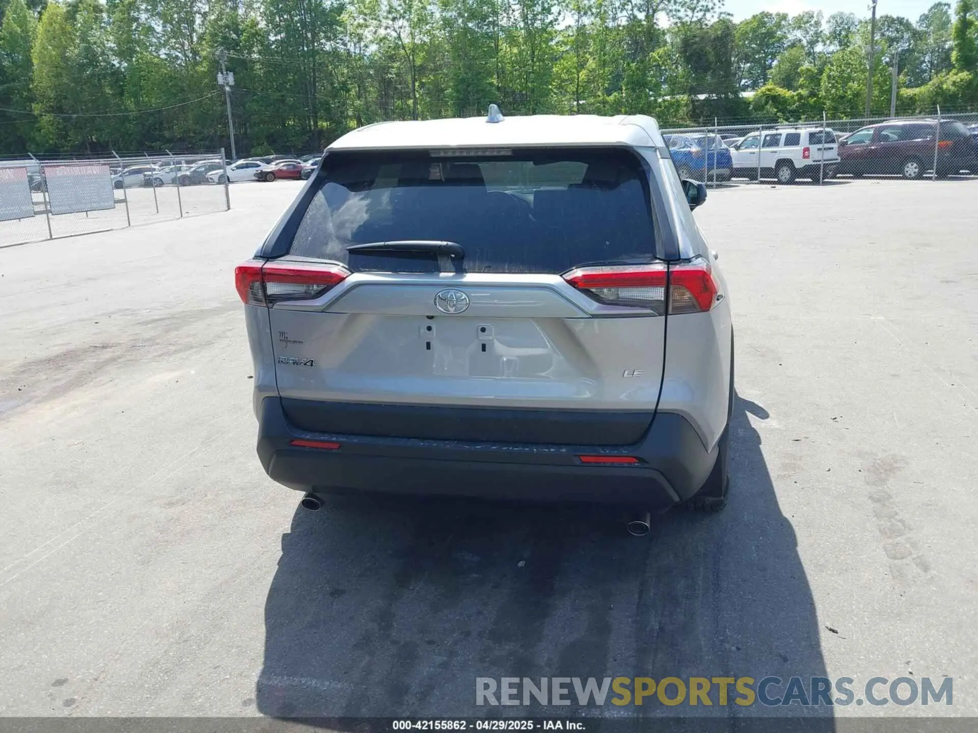 16 Фотография поврежденного автомобиля 2T3H1RFVXRW339817 TOYOTA RAV4 2024