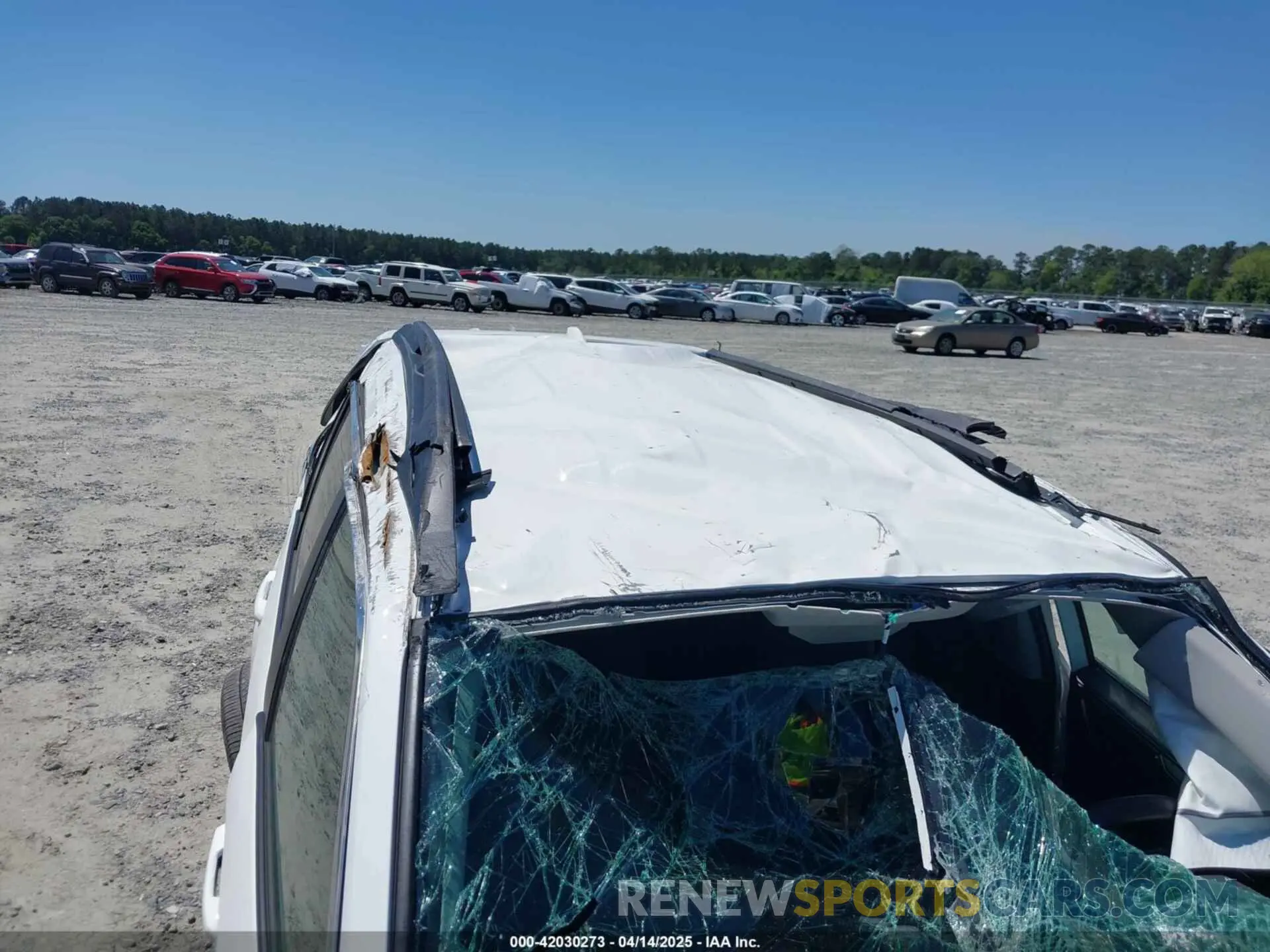 15 Photograph of a damaged car 2T3J1RFV0RW413618 TOYOTA RAV4 2024