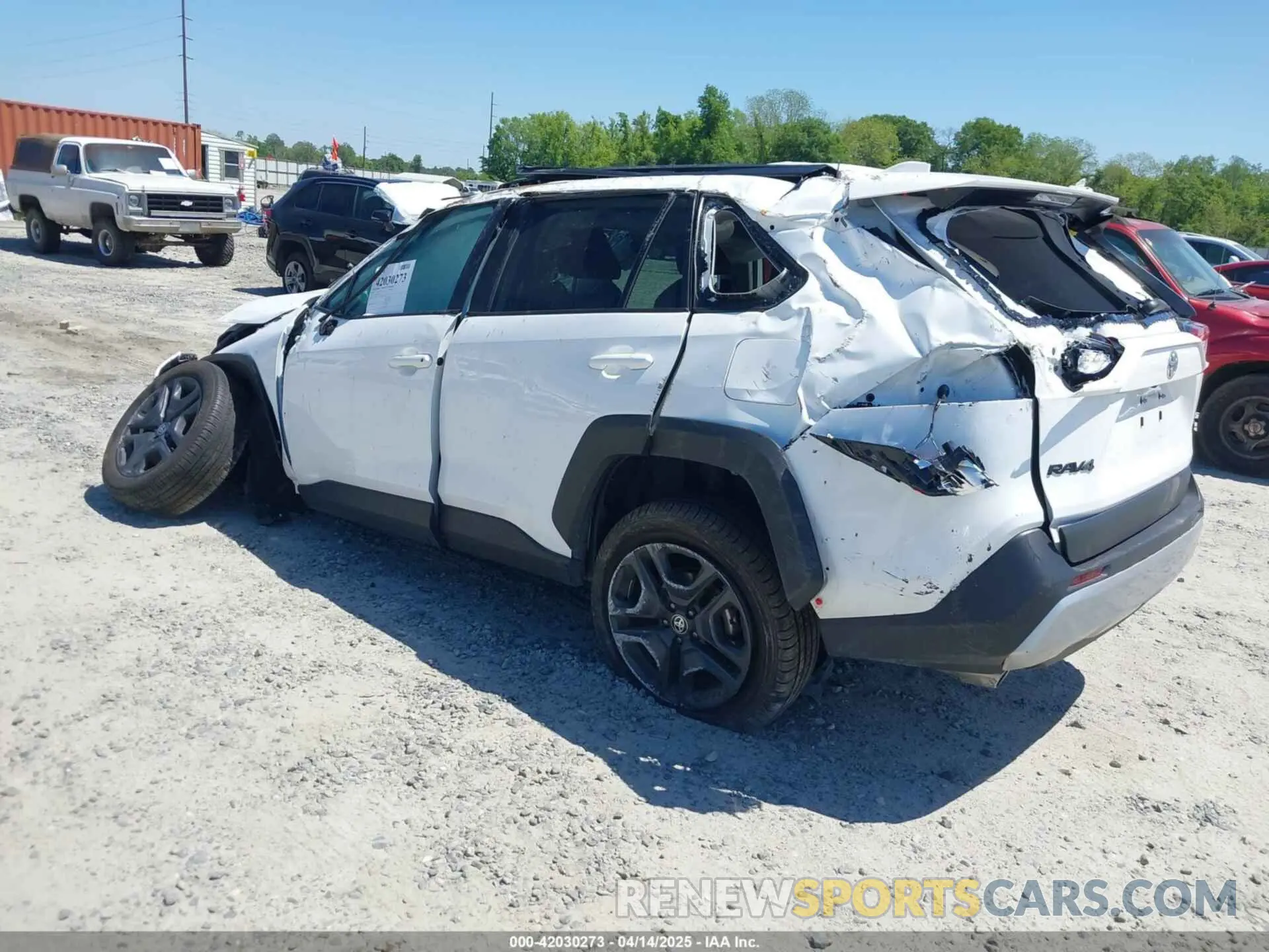 3 Photograph of a damaged car 2T3J1RFV0RW413618 TOYOTA RAV4 2024