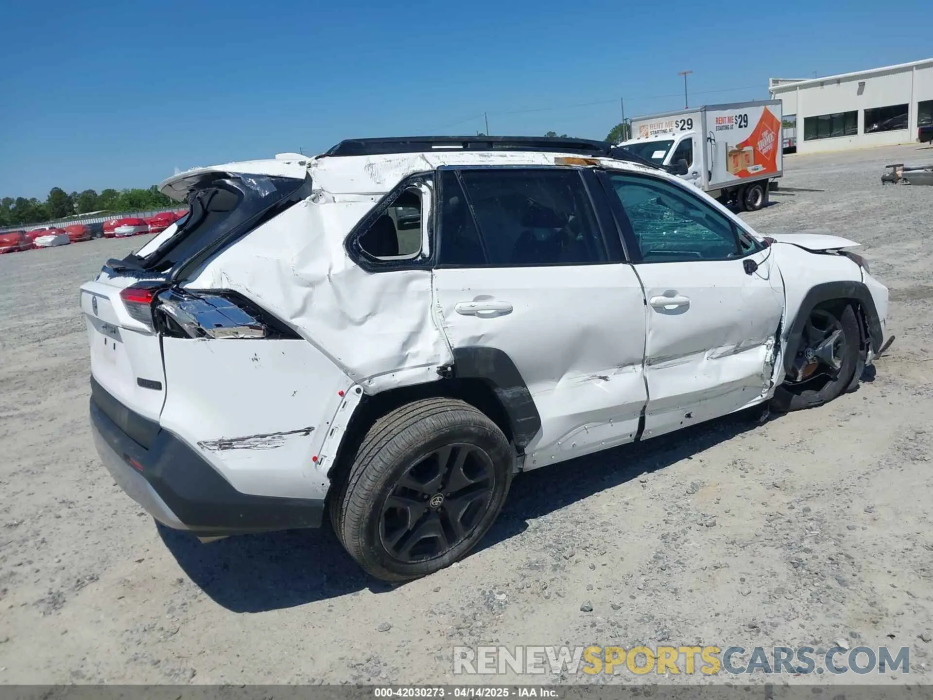 4 Photograph of a damaged car 2T3J1RFV0RW413618 TOYOTA RAV4 2024