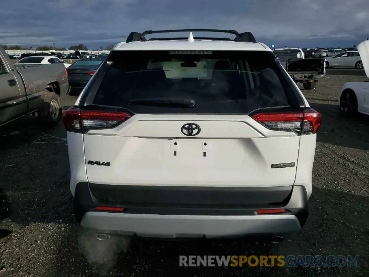 6 Фотография поврежденного автомобиля 2T3J1RFV0RW489615 TOYOTA RAV4 2024