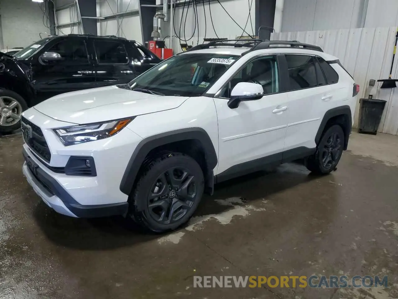 1 Фотография поврежденного автомобиля 2T3J1RFV2RW411370 TOYOTA RAV4 2024