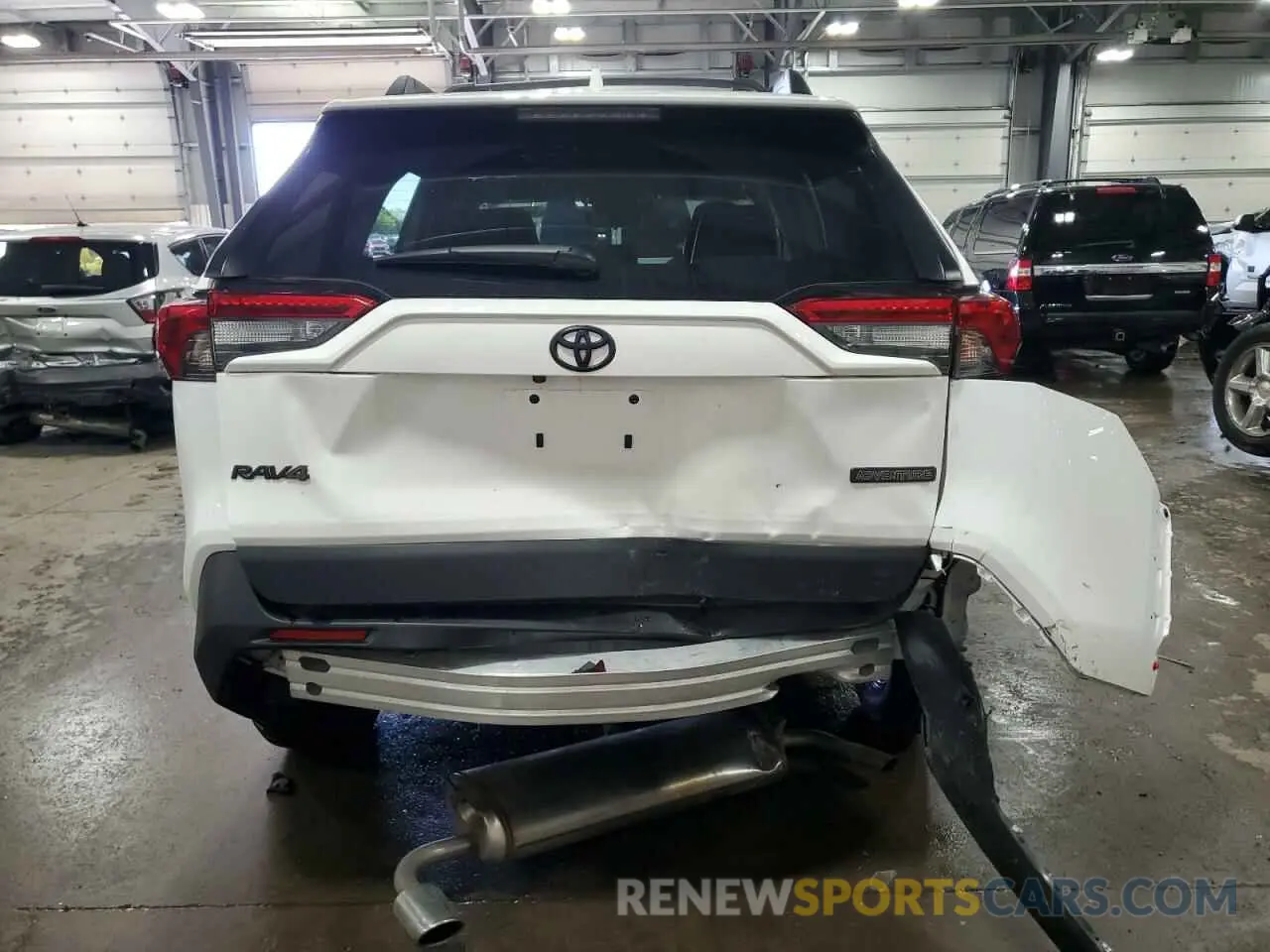 6 Фотография поврежденного автомобиля 2T3J1RFV2RW411370 TOYOTA RAV4 2024
