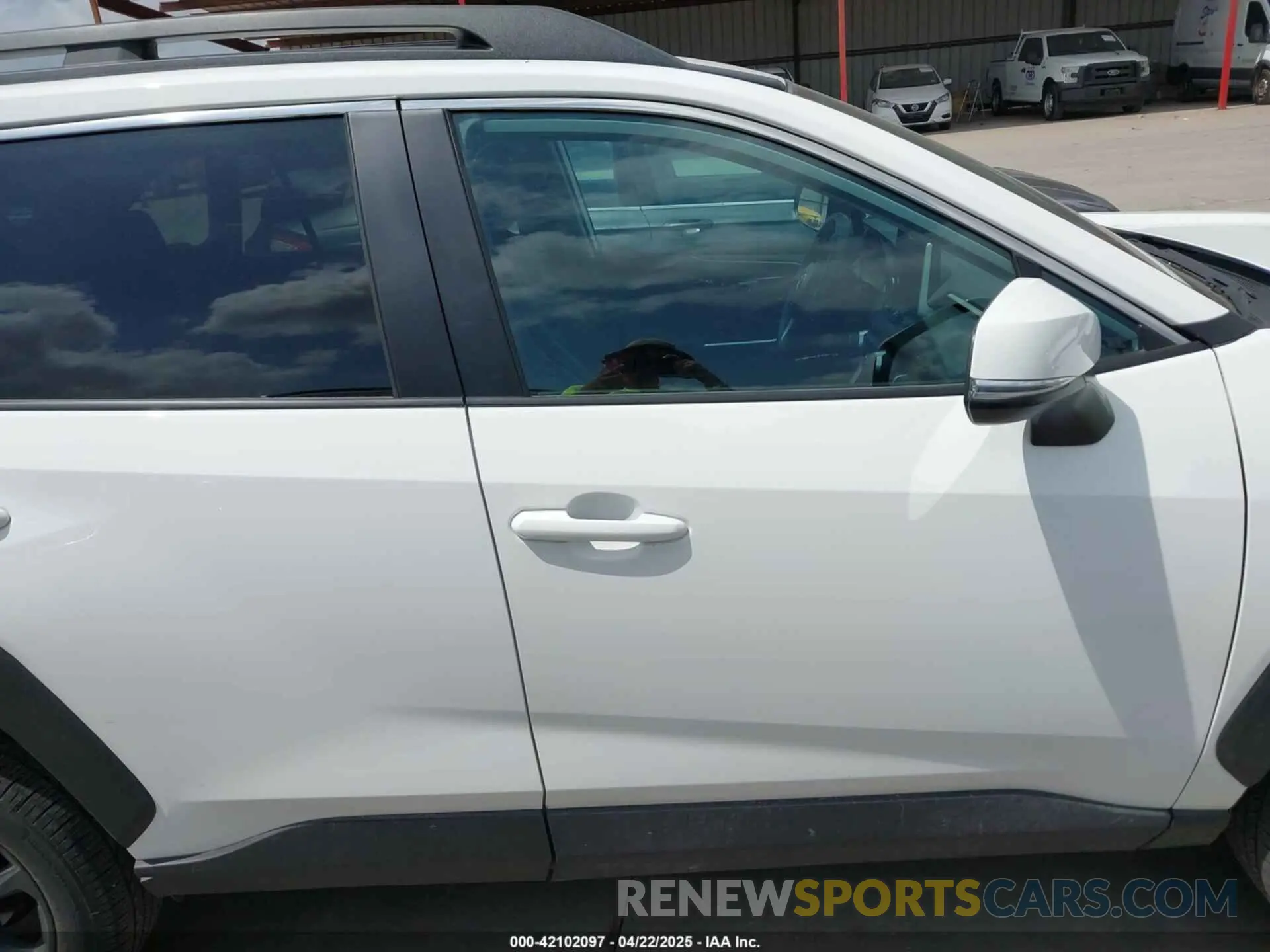 13 Фотография поврежденного автомобиля 2T3J1RFV2RW470578 TOYOTA RAV4 2024