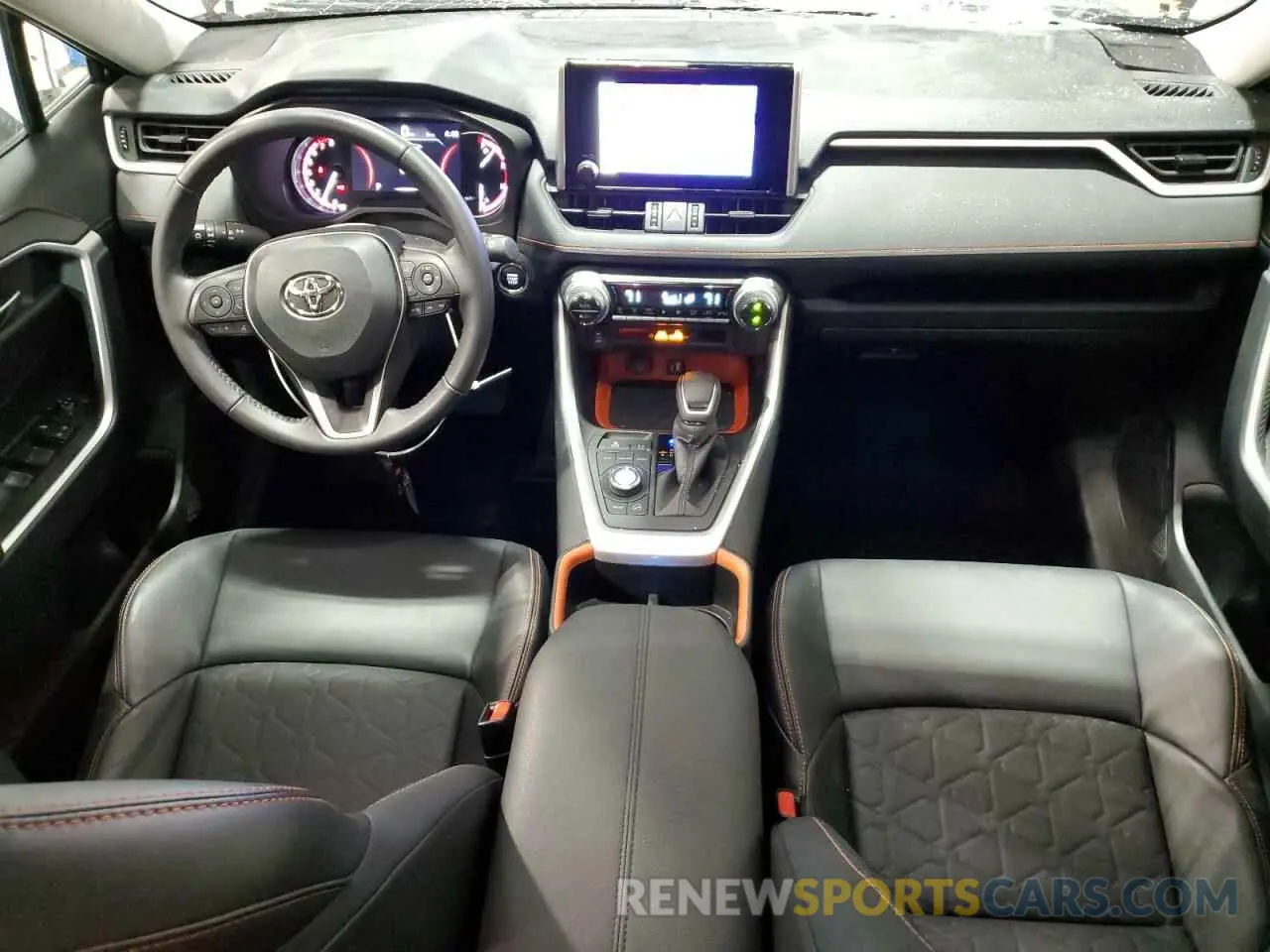 8 Фотография поврежденного автомобиля 2T3J1RFV3RW470637 TOYOTA RAV4 2024