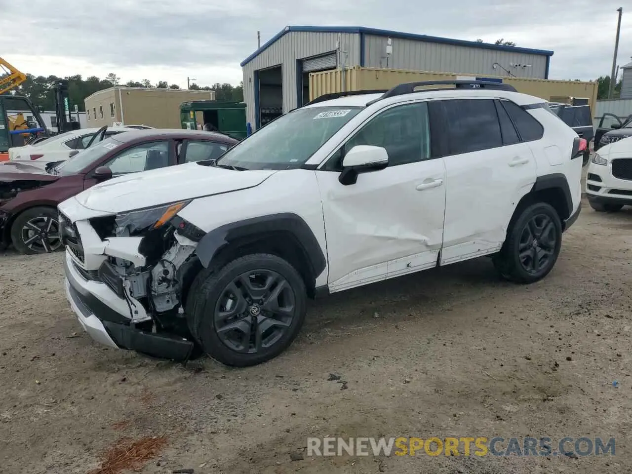 1 Photograph of a damaged car 2T3J1RFV3RW473781 TOYOTA RAV4 2024